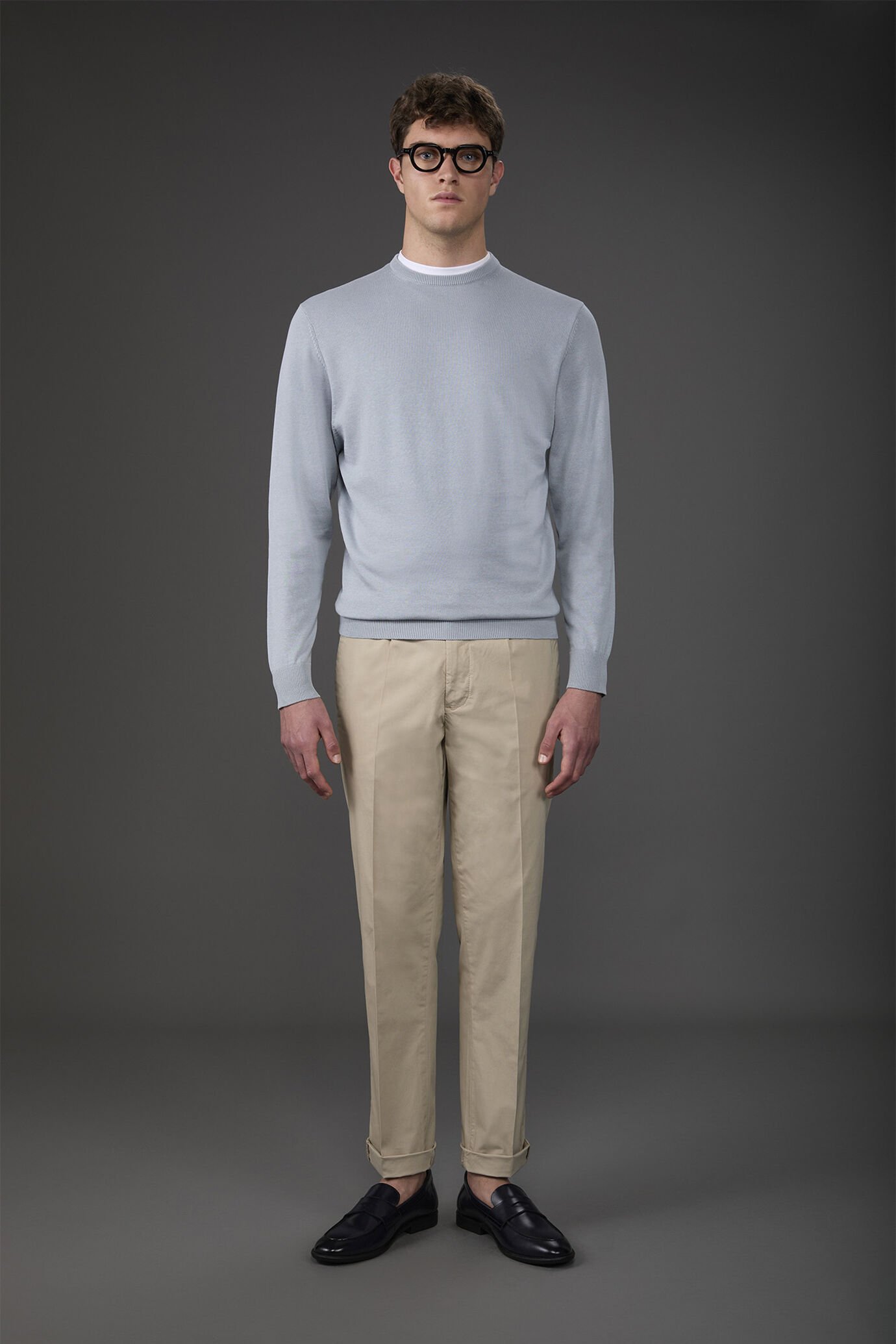 Men's crew neck sweater in bio-washed 100% cotton