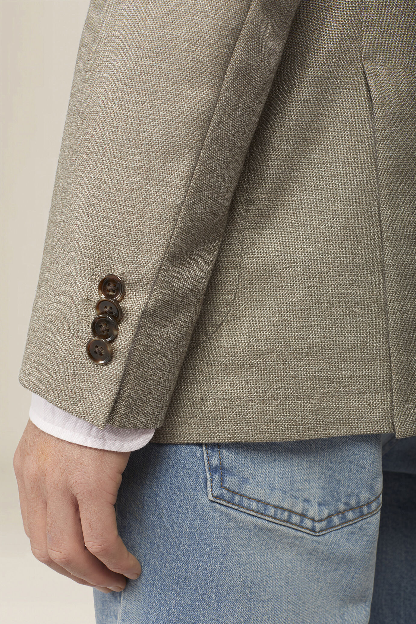 Veste simple boutonnage avec revers en pointe, semi-doubl&eacute;e image number 3