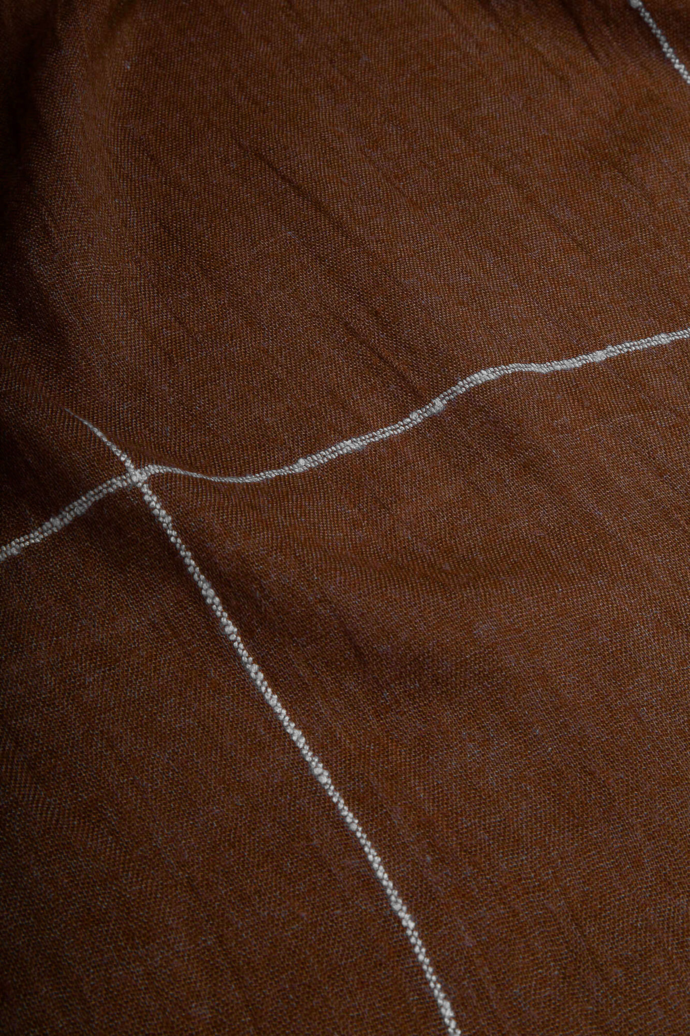 Cotton blend solid colour shawl image number 1