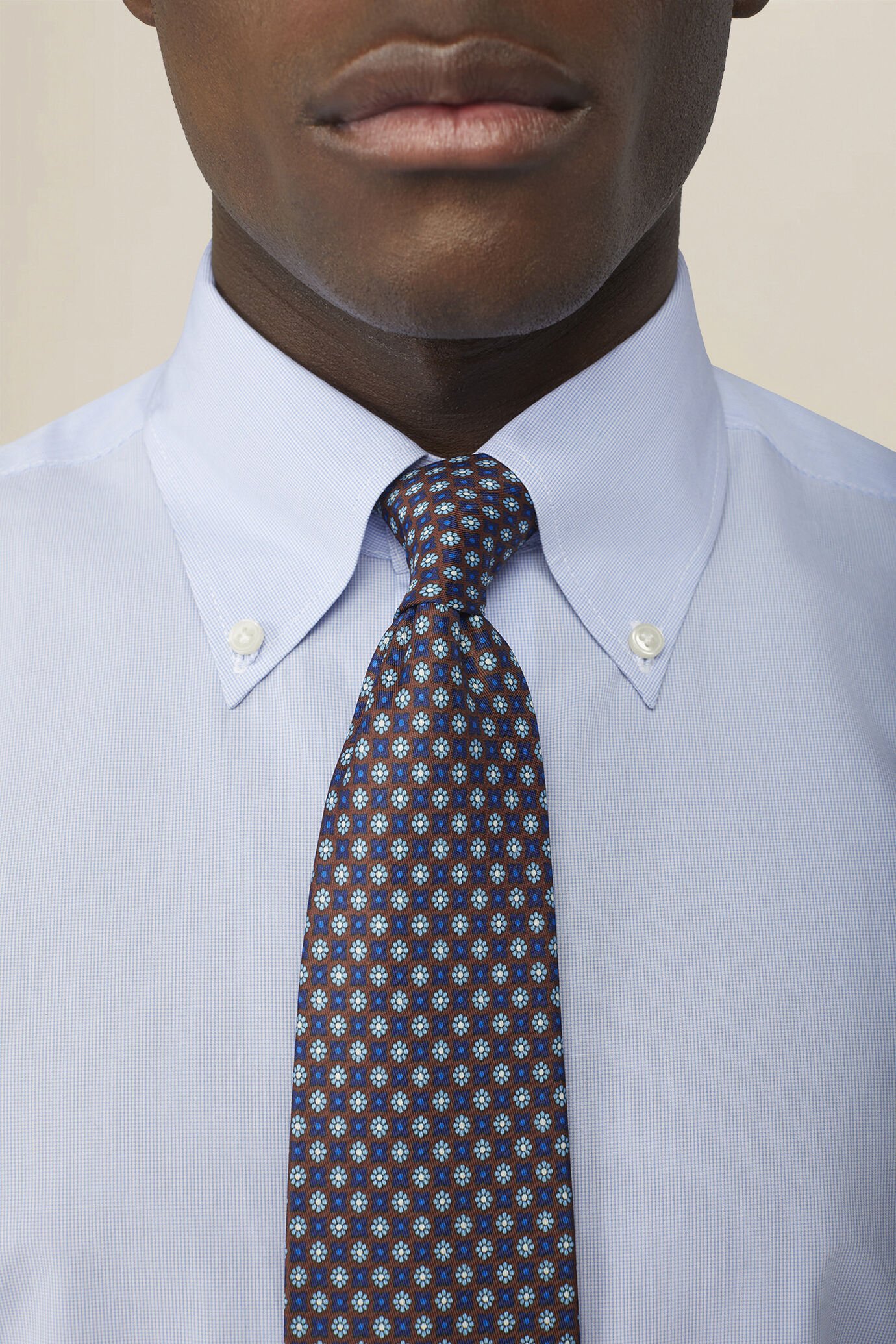 Men's tie with micro floral pattern