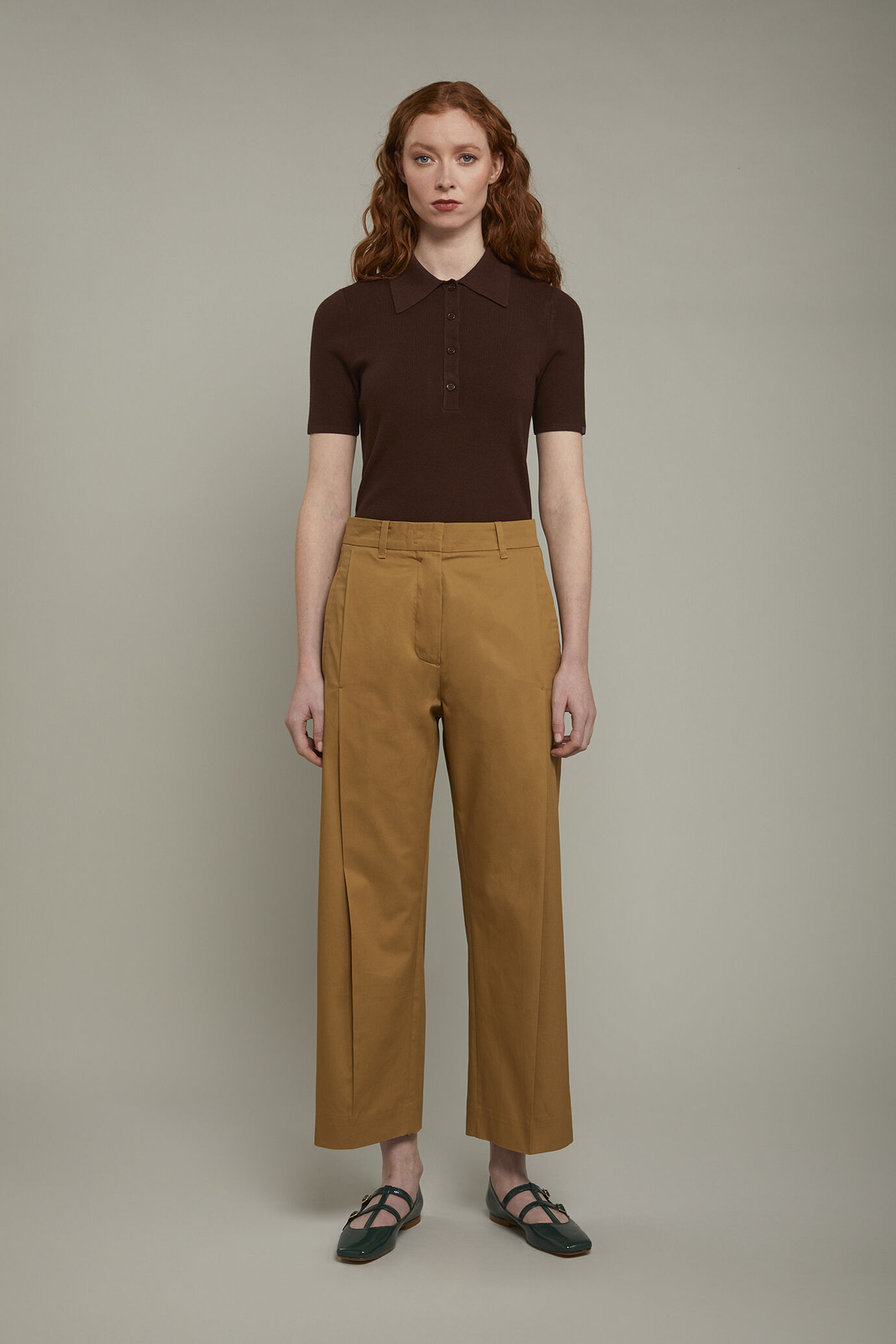 Pantalon femme uni en 100&nbsp;% coton uni coupe r&eacute;guli&egrave;re image number 2