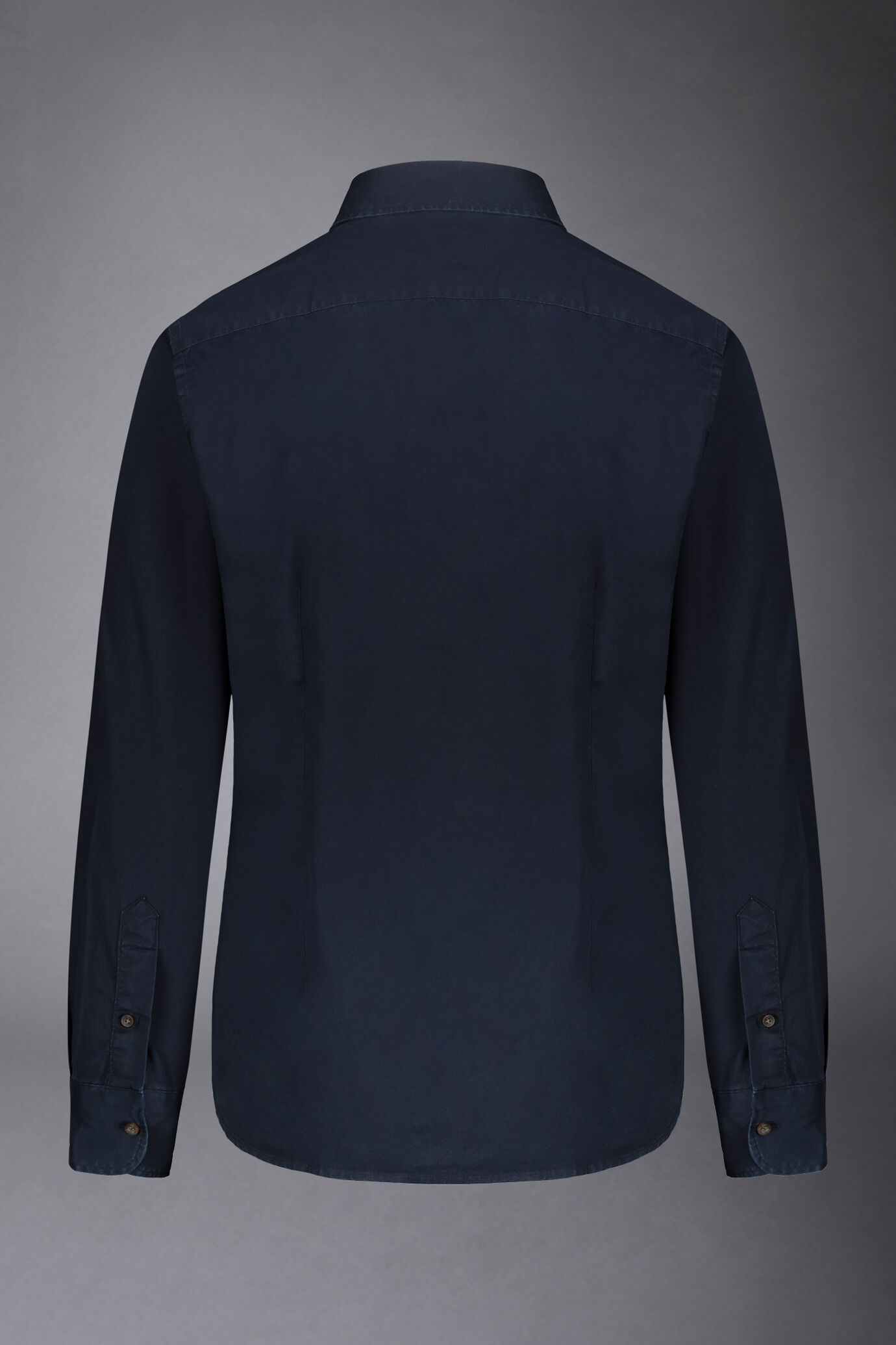 Camicia casual uomo collo francese comfort fit tessuto in gabardina image number 5