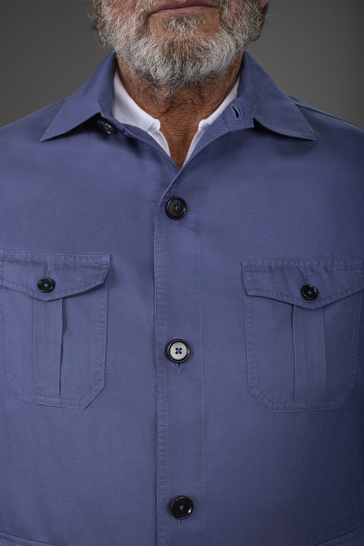 Men's shirt jacket with patch pockets image number 2