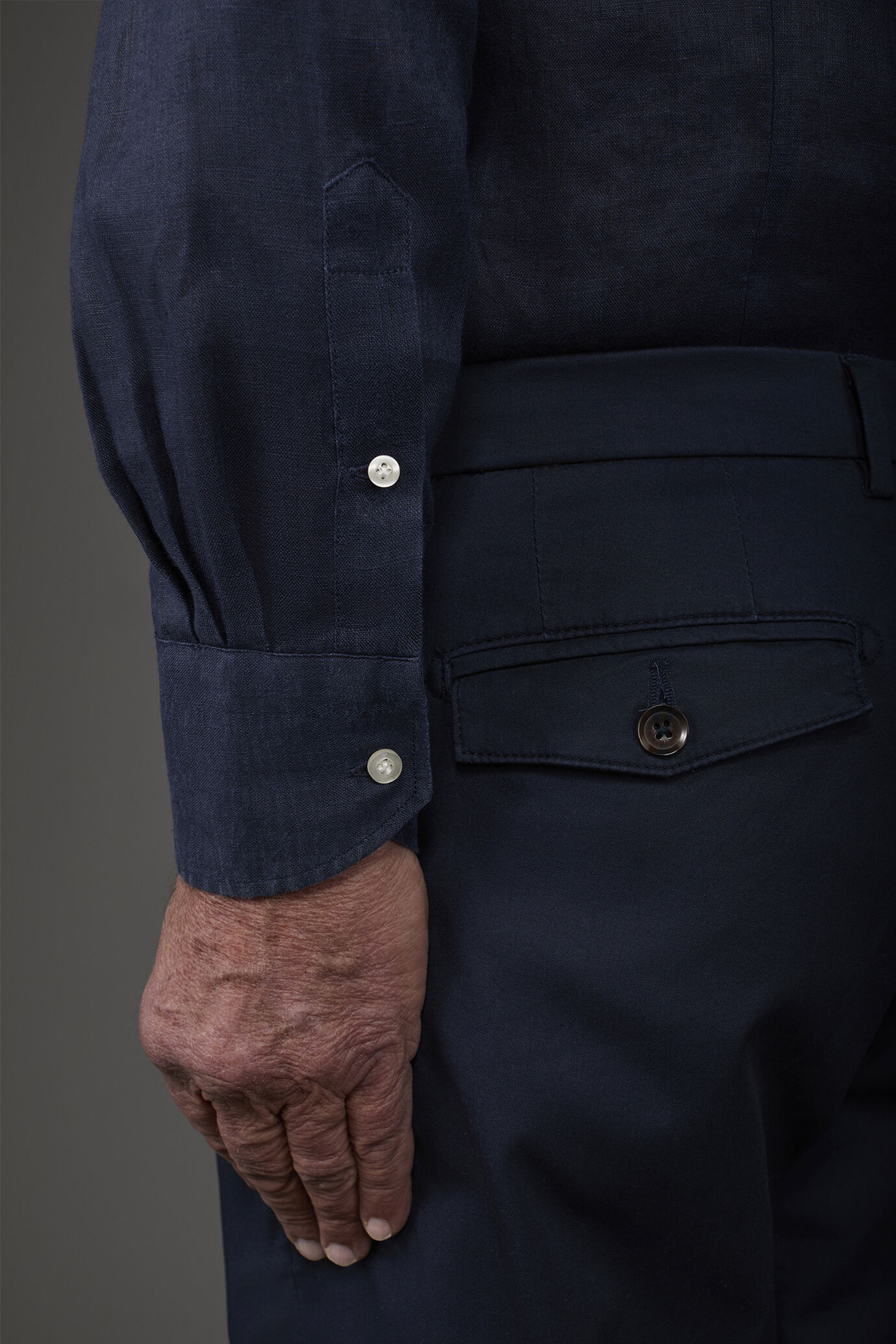 Camicia uomo casual collo classico 100% lino image number 4