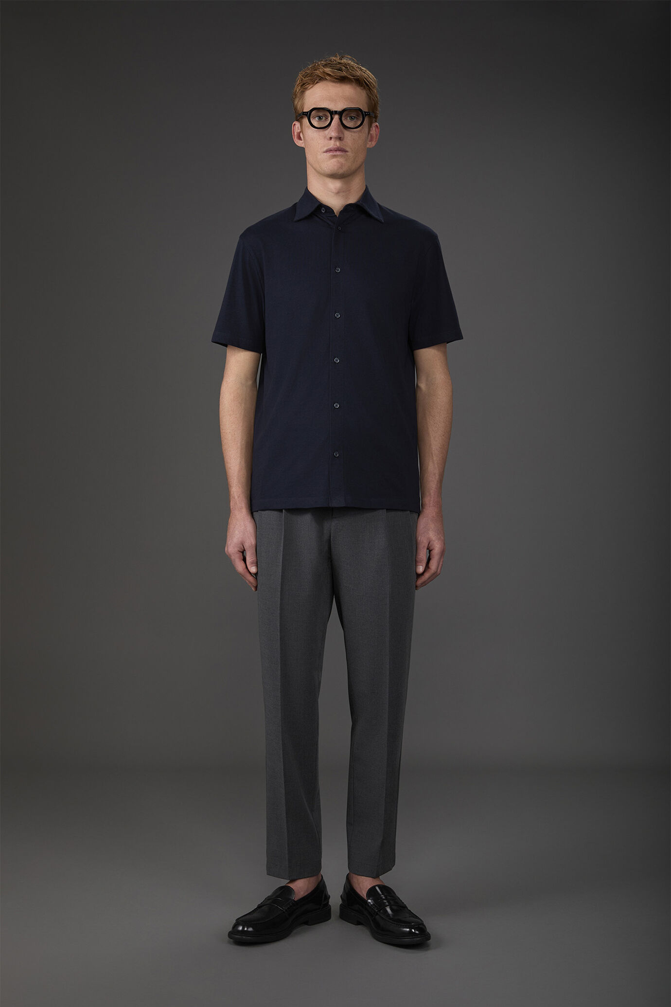 Men's short-sleeved polo shirt in 100% cotton jersey image number 1