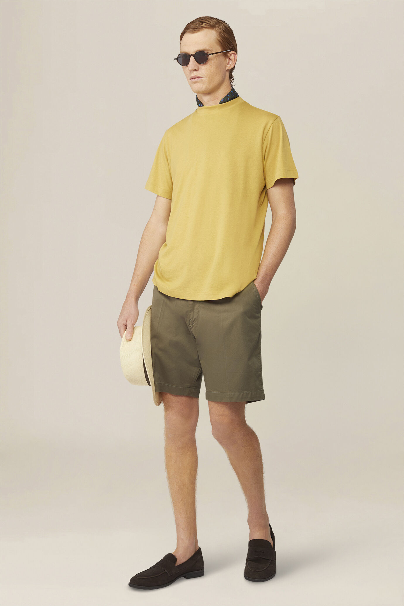 Men's T-shirt in 100% cotton jersey with slightly high neck image number 1