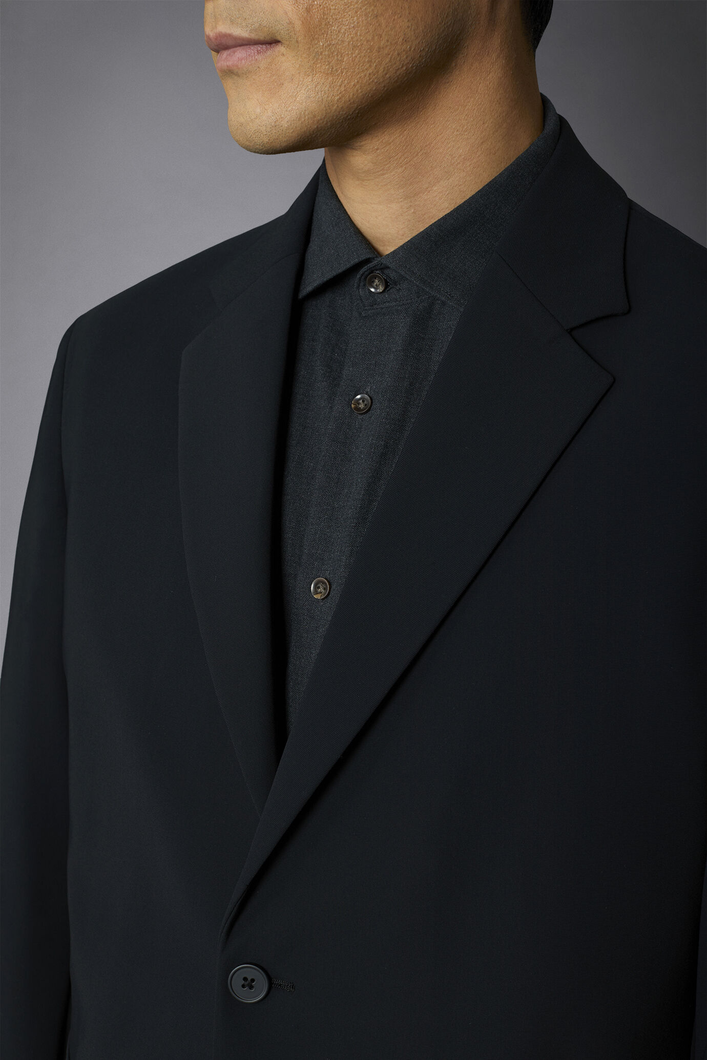 Men's single-breasted suit regular fit technical fabric image number 3
