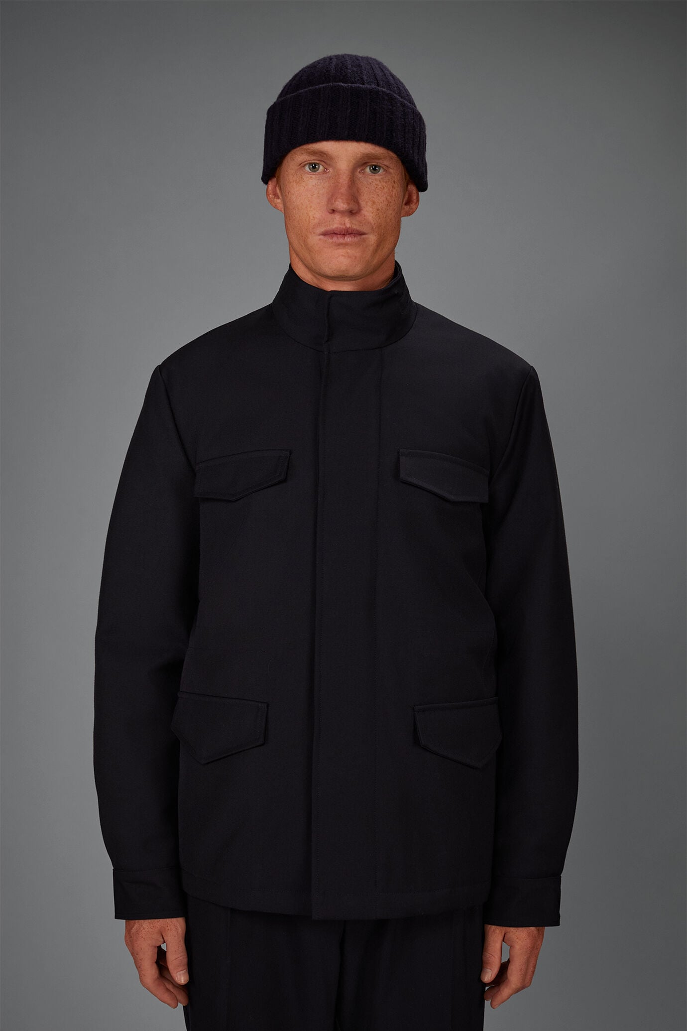 Veste rembourr&eacute;e pour homme en tissu technique coupe regular image number 2