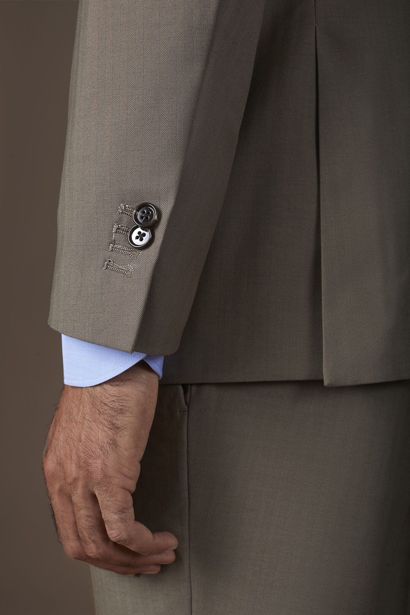 Abito uomo monopetto in tessuto dal disegno Herringbone image number 3