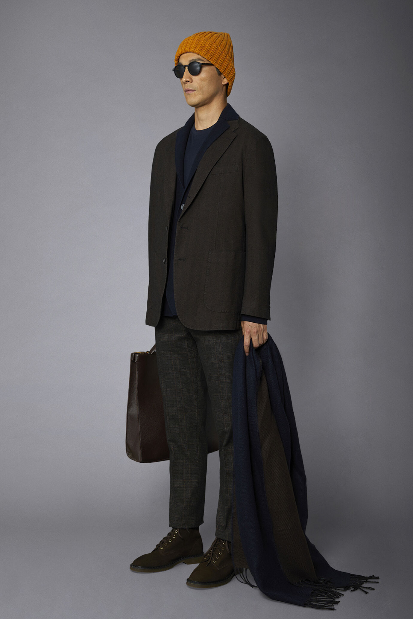 Men's single-breasted jacket in washed fabric with herringbone design regular fit image number 1