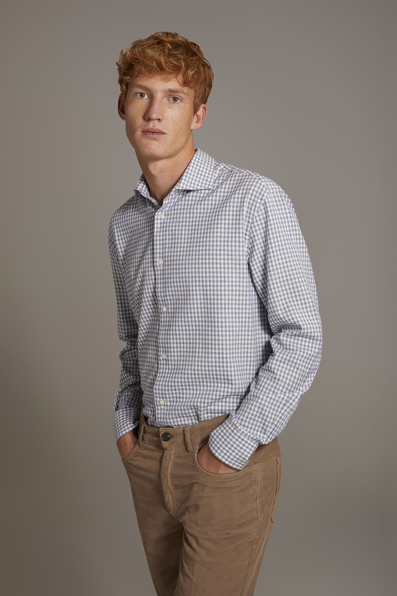 Camicia casual collo francese comfort fit tessuto in flanella vichy image number 3