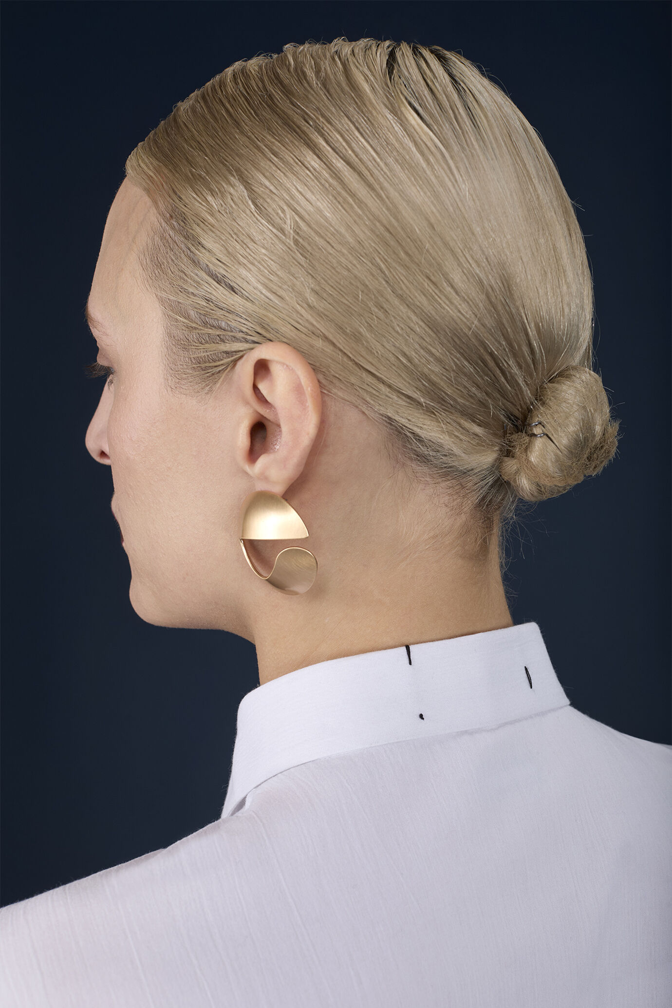 Women's boxy shirt French collar pure cotton with creased effect image number 4