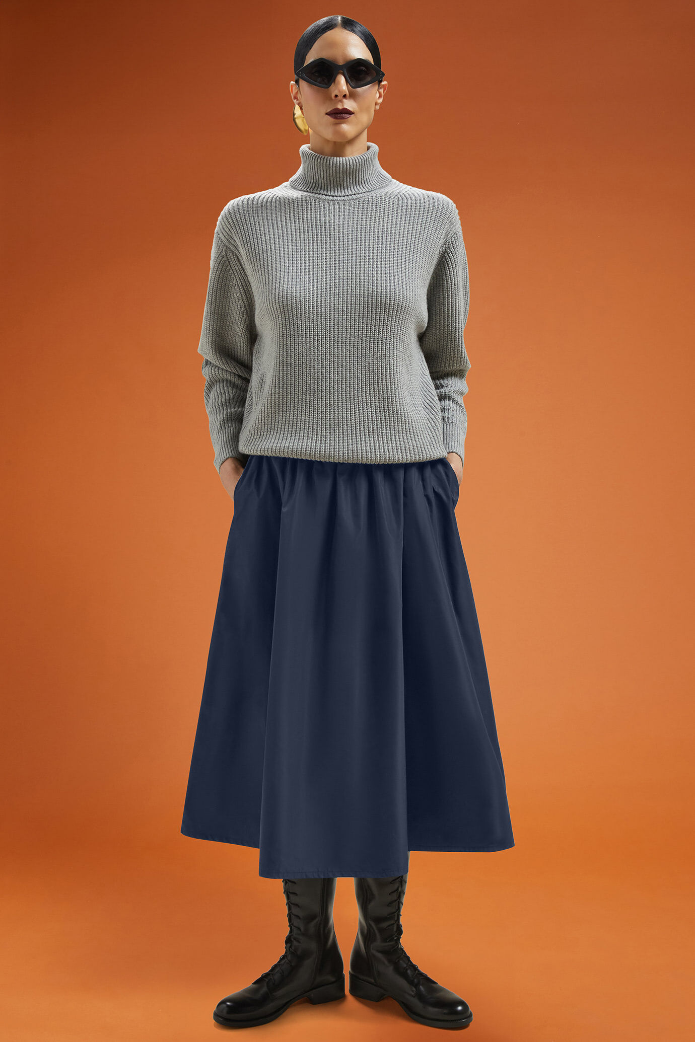 Gonna donna lunga a palloncino in taffet&agrave; tinta unita con elastico in vita regular fit image number 0