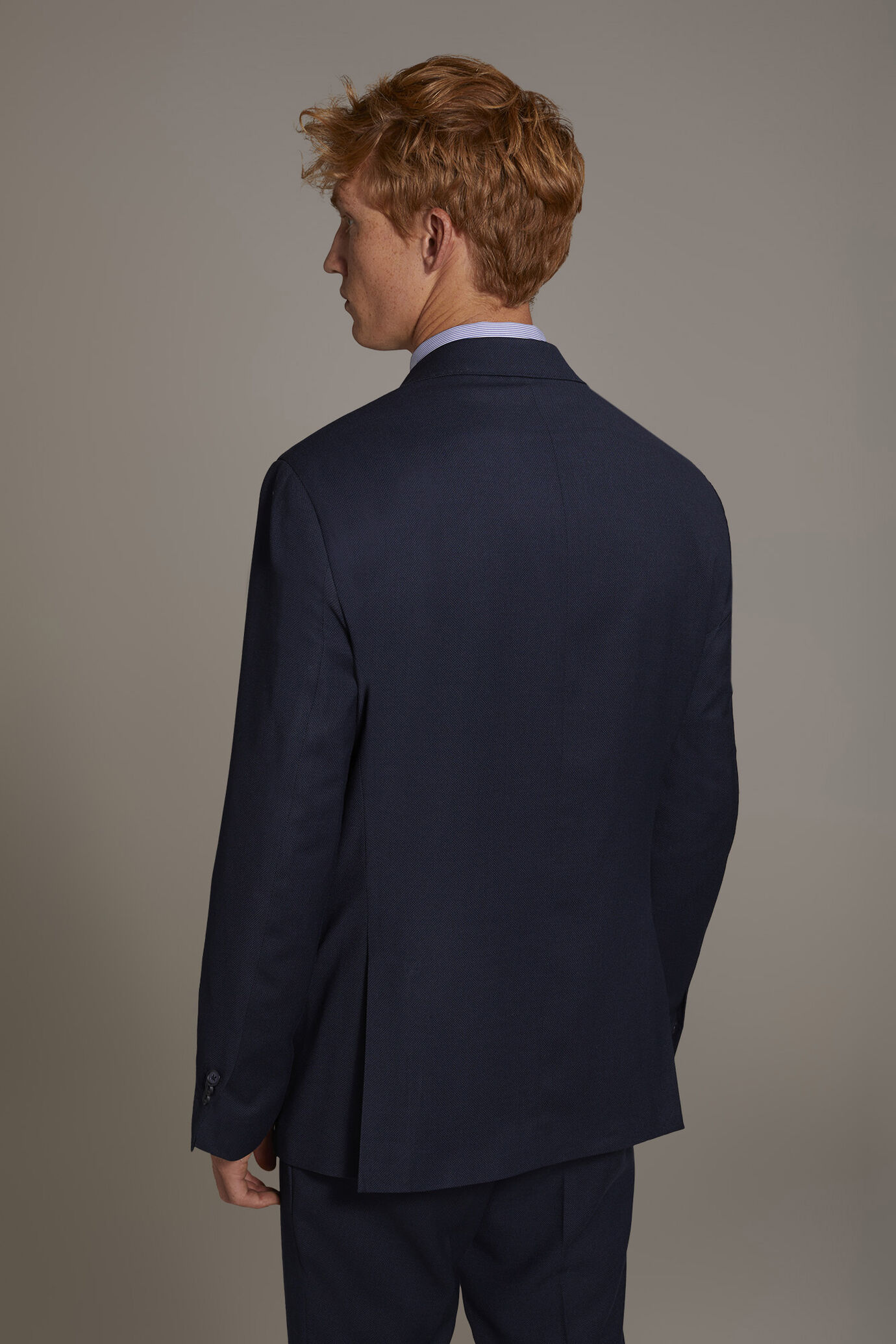 Regular fit single-breasted suit in birdseye fabric image number 3