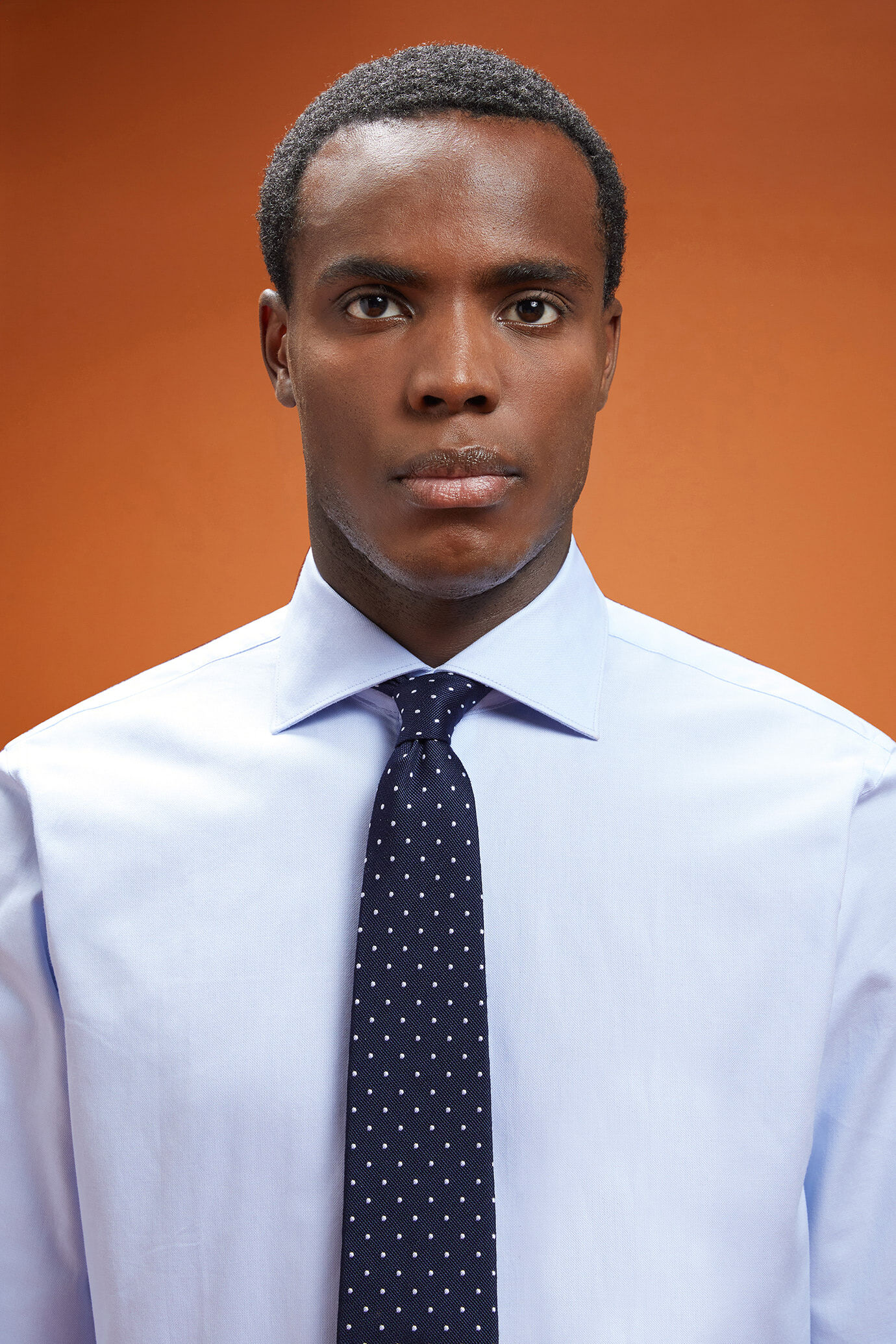Camicia classica uomo 100% cotone con collo classico e tessuto oxford super leggero regular fit image number 1
