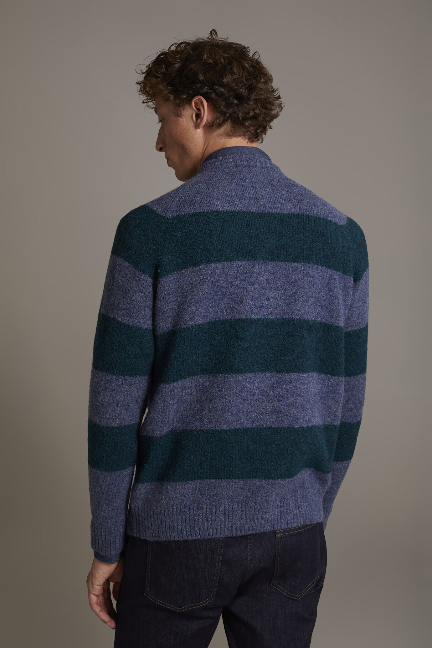 Mohair wool blend round neck sweater image number 3