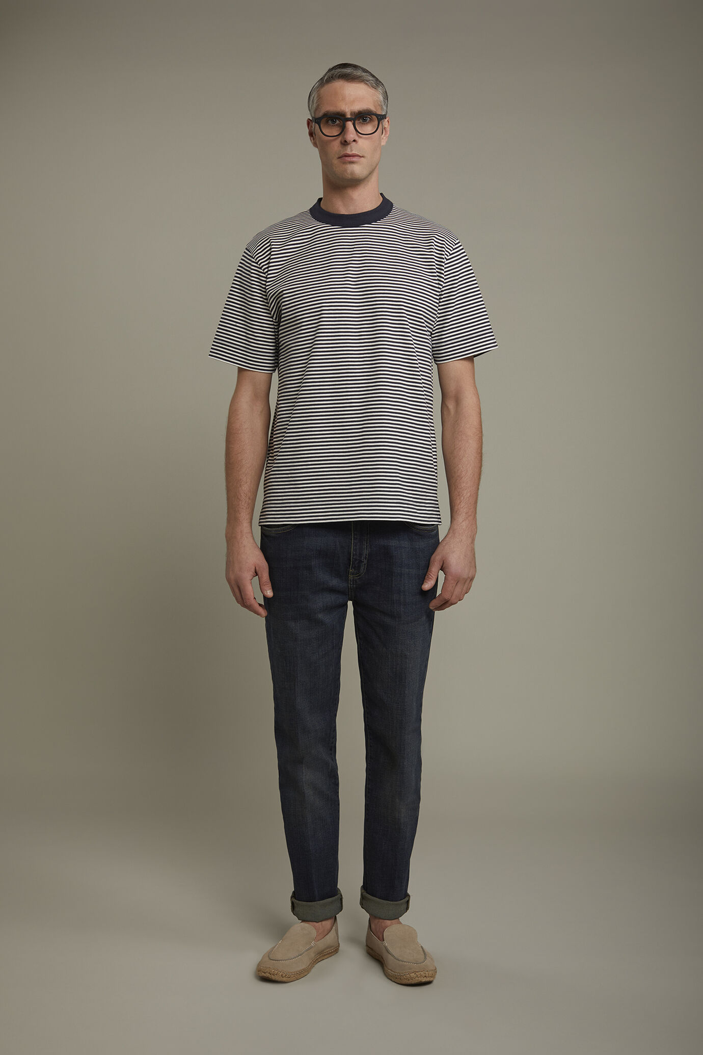 Men's 5-pocket regular fit jeans image number 2