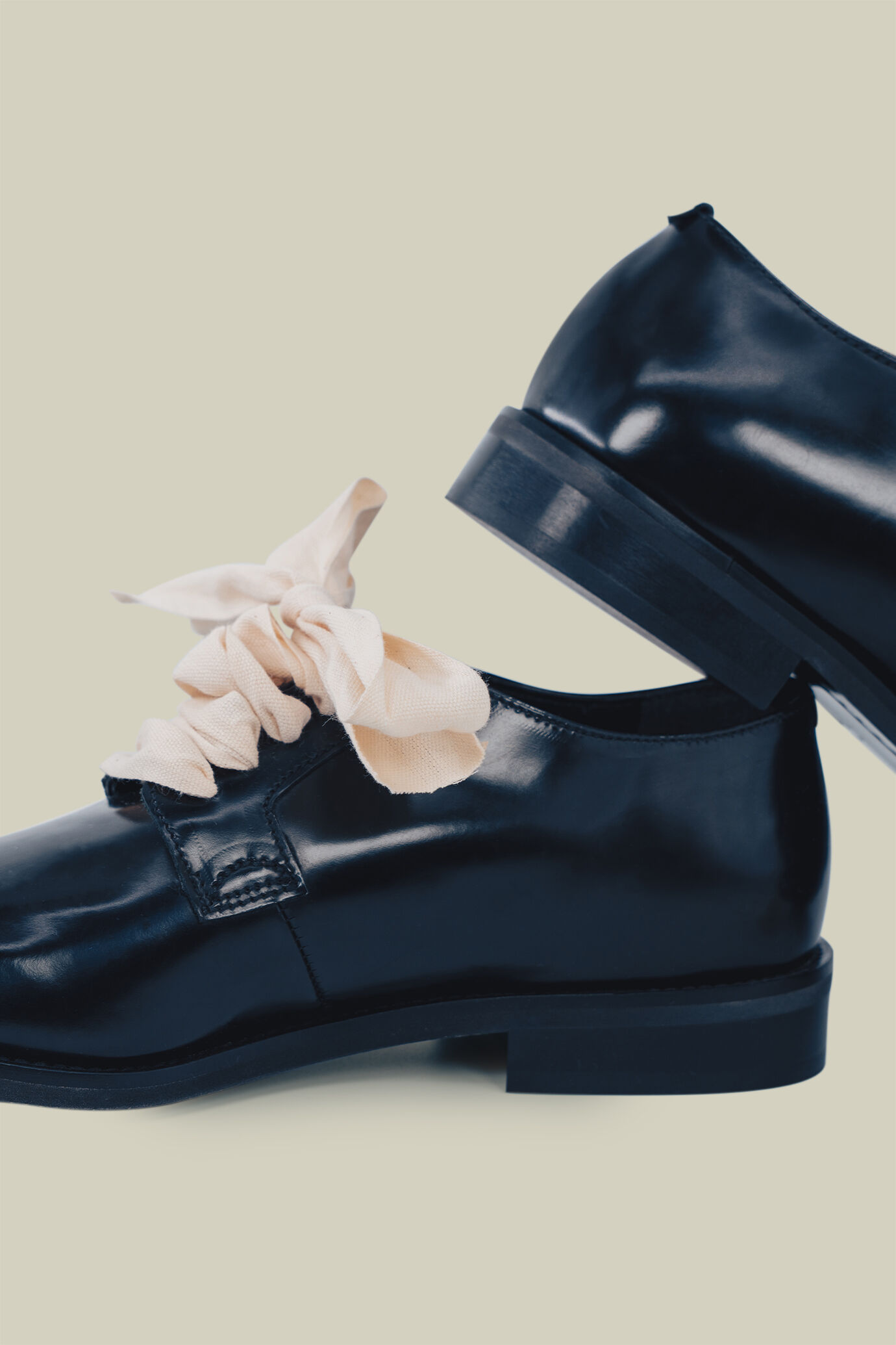 Damenschuhe 100 % Leder handbemalt "Imperfection” Limitierte Edition image number 5