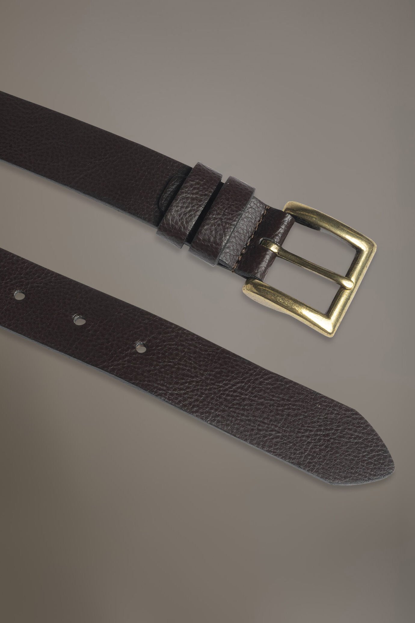 Cintura rivestita in pelle martellata made in Italy image number 1