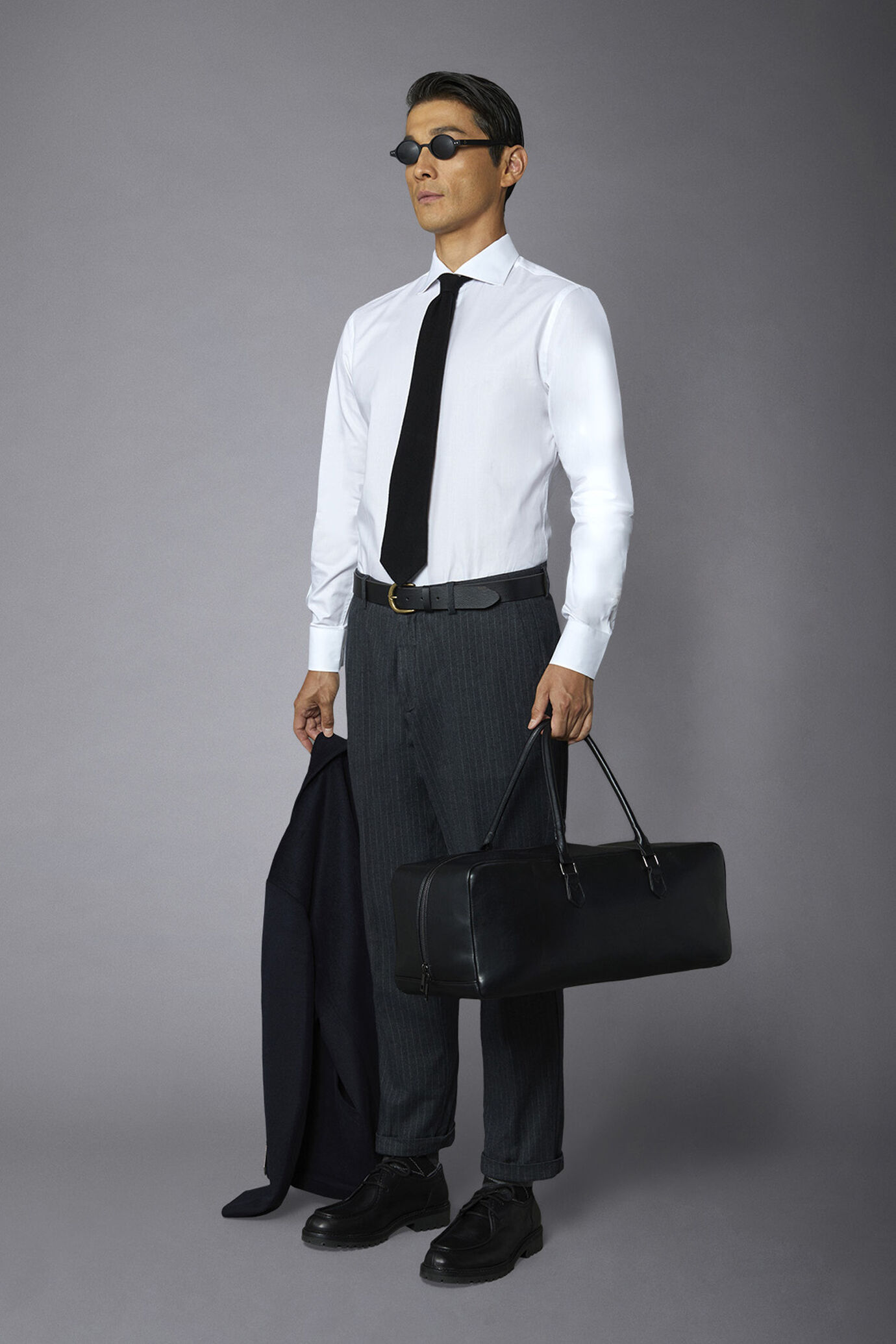 Camicia classica uomo collo francese slim fit tessuto spinato image number 1