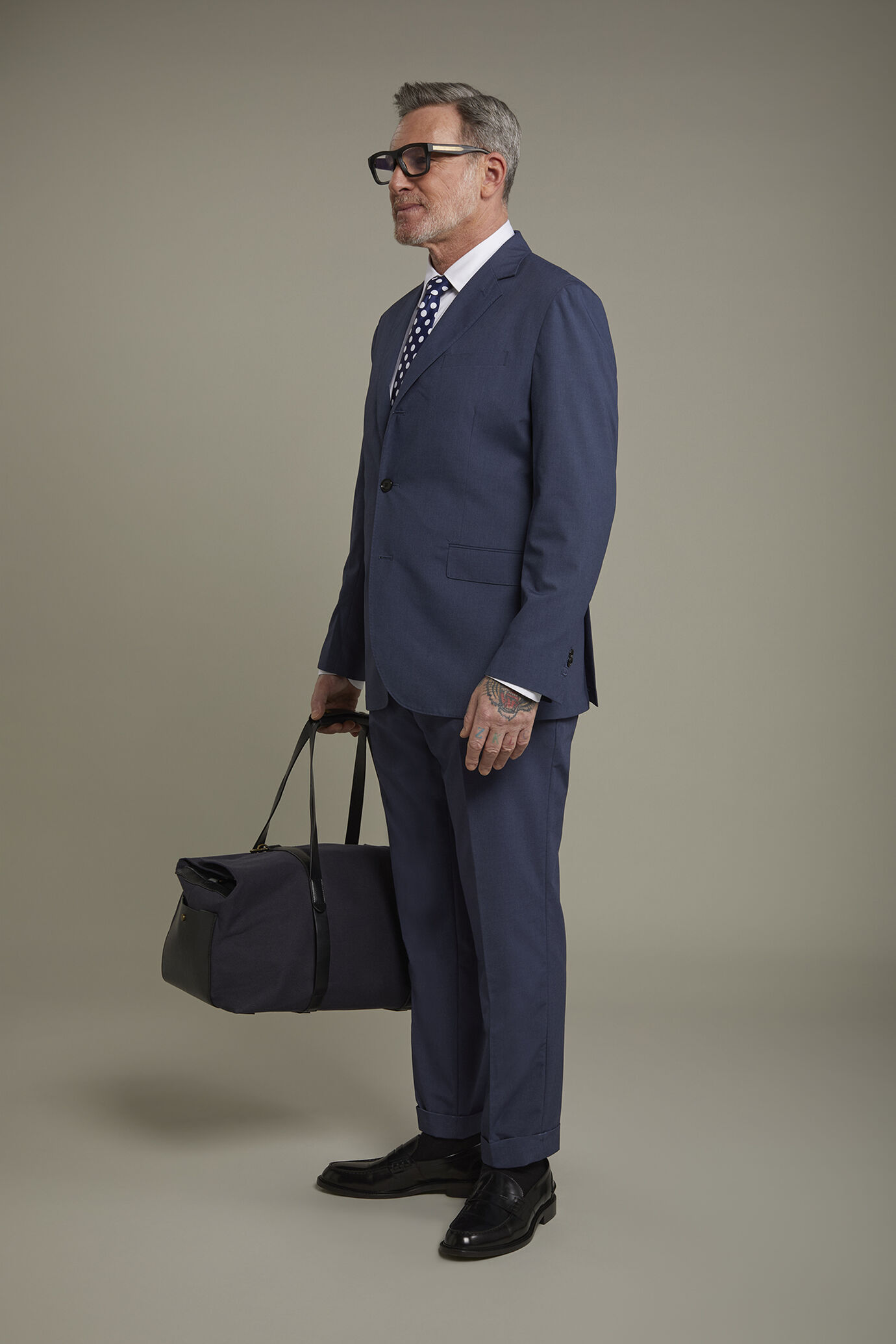 Men's single-breasted regular fit suit image number 1