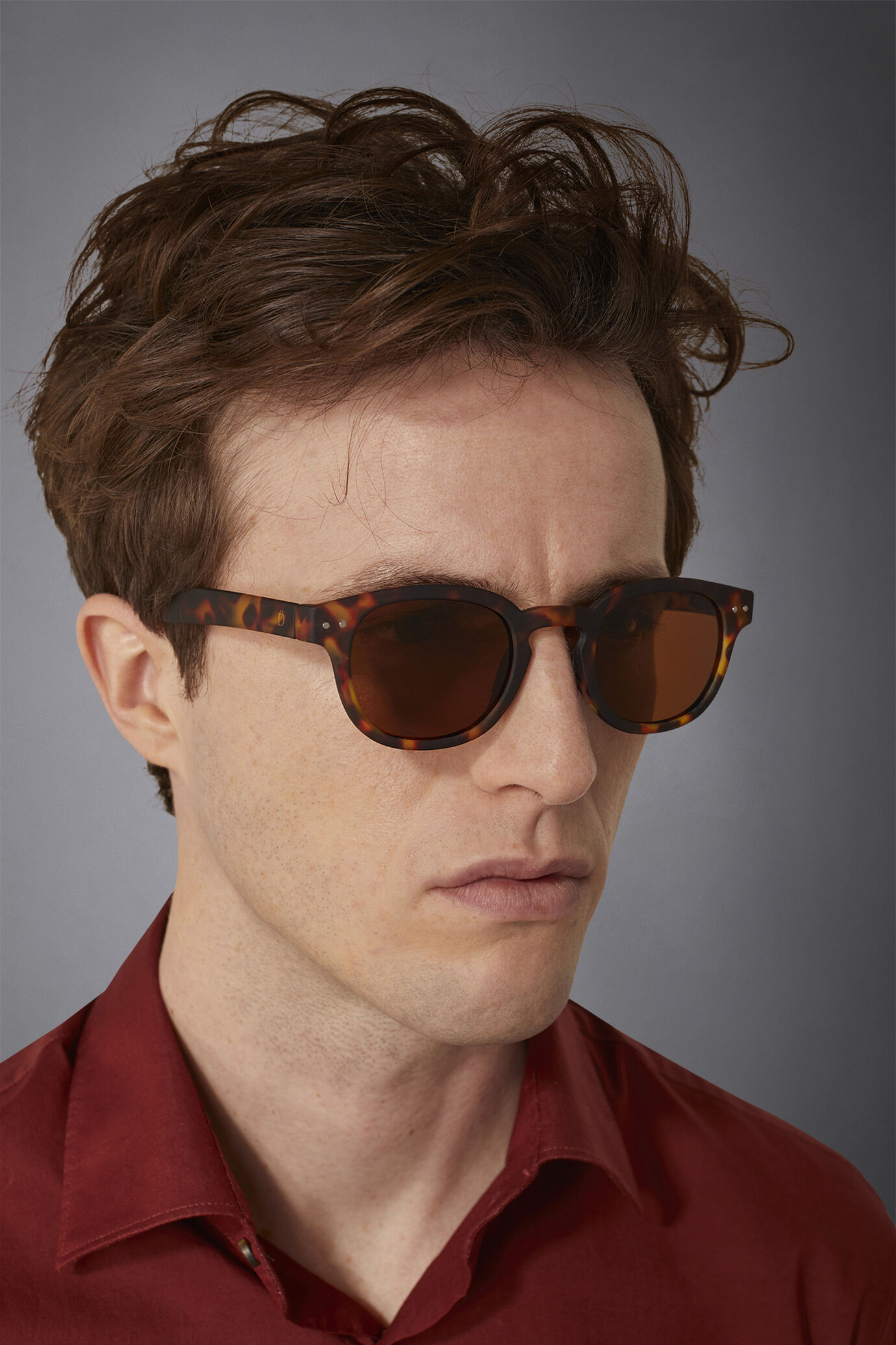 Men's sunglasses square lenses