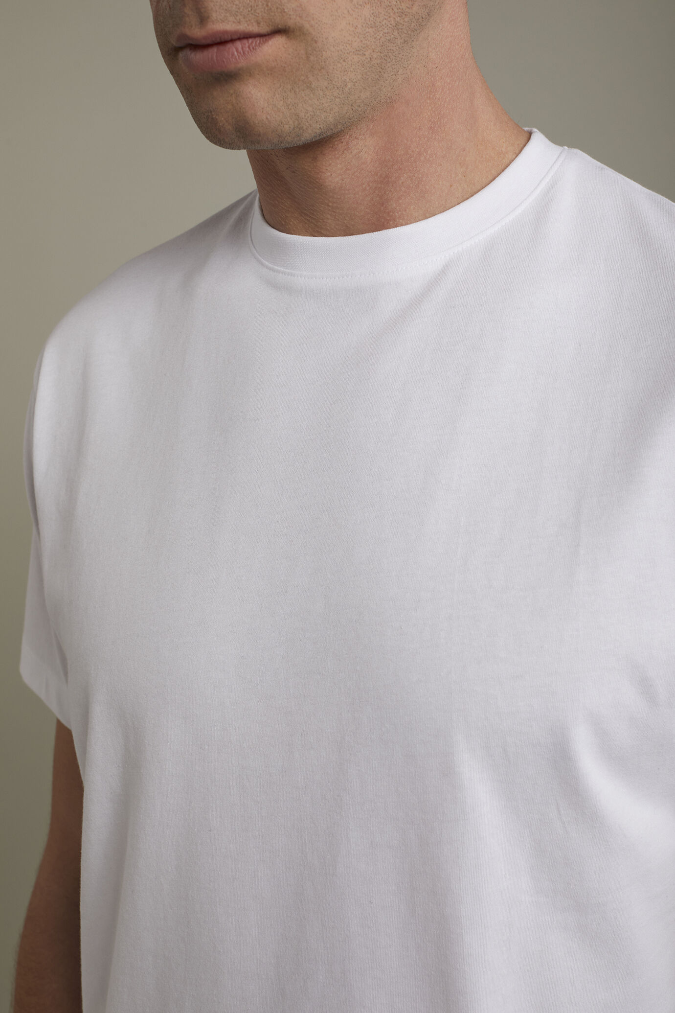 T-shirt homme à col rond en 100 % coton coupe régulière image number 3