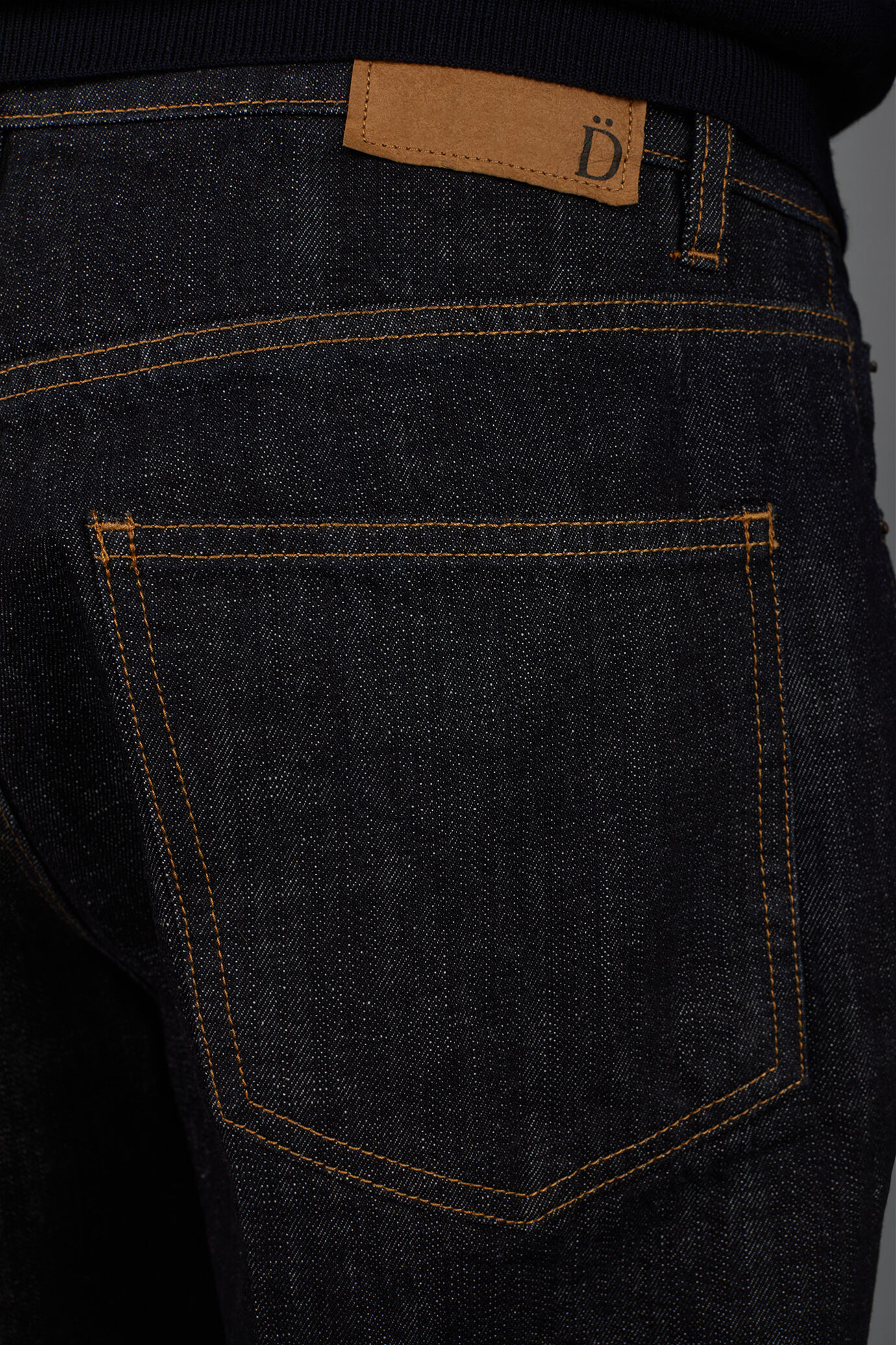 Men&rsquo;s 5 Pockets baggy-fit jeans 100% Cotton image number 3