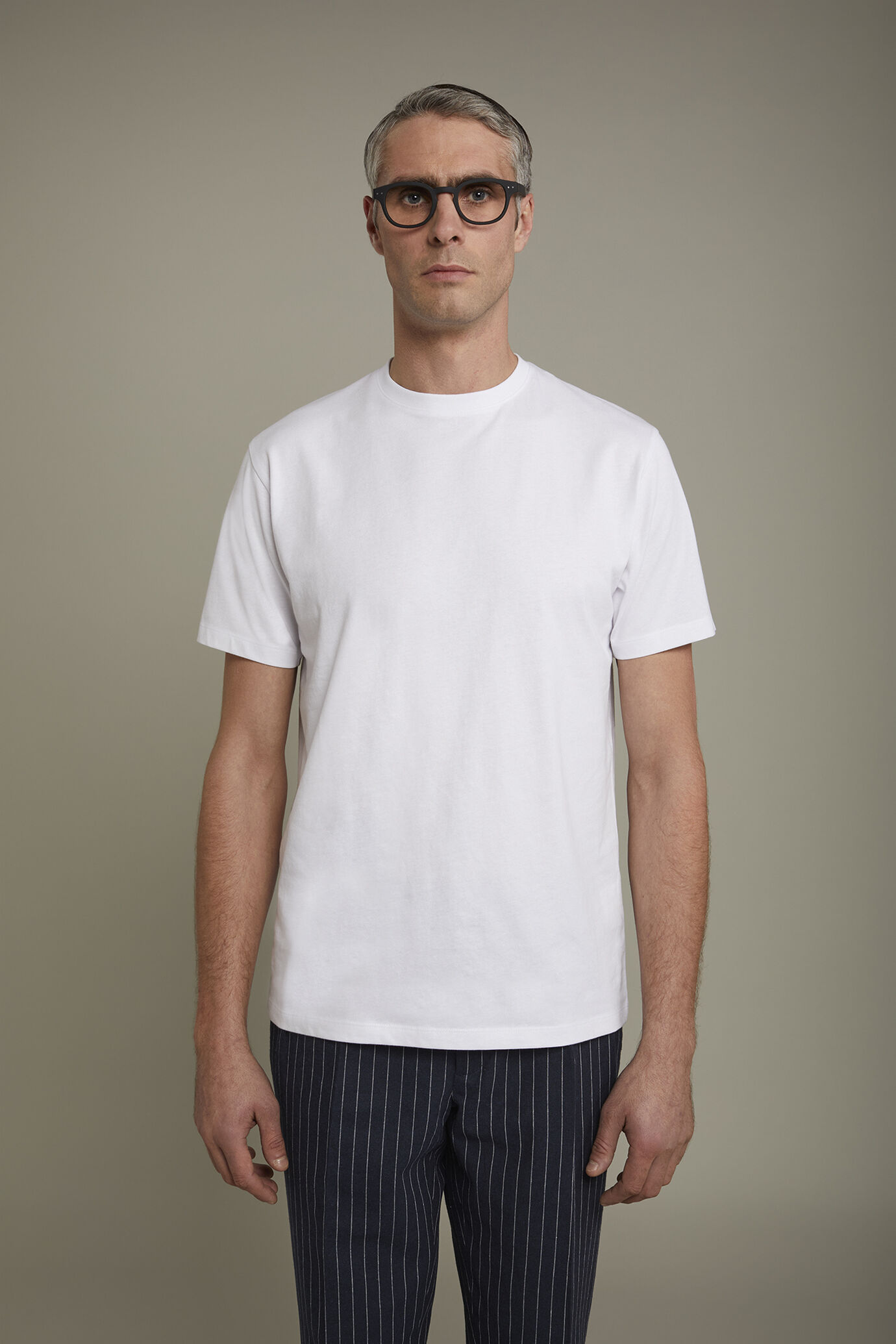 Men&rsquo;s round neck t-shirt 100% cotton regular fit image number 2