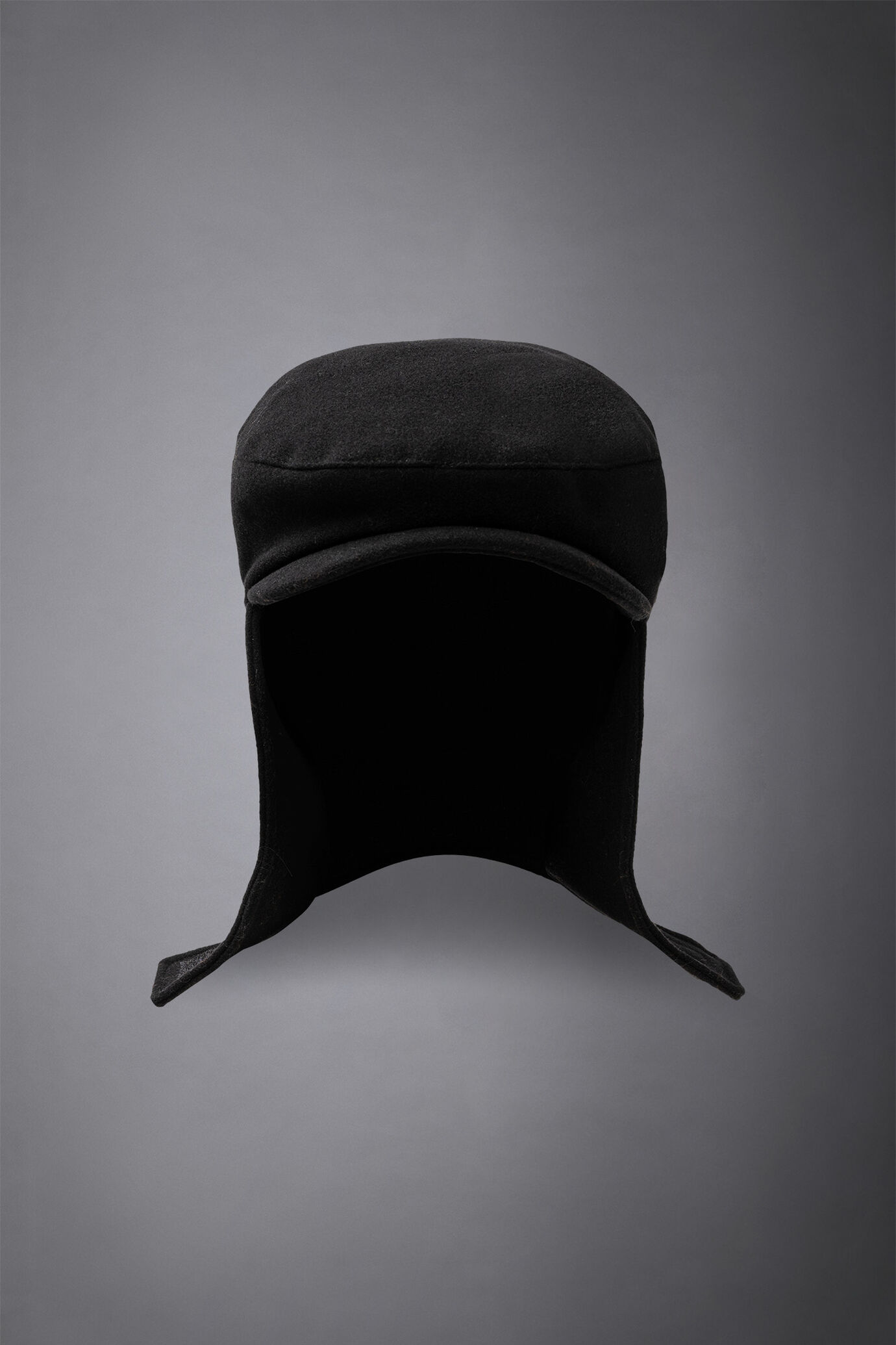 Women's wool-blend flat cap with earmuffs