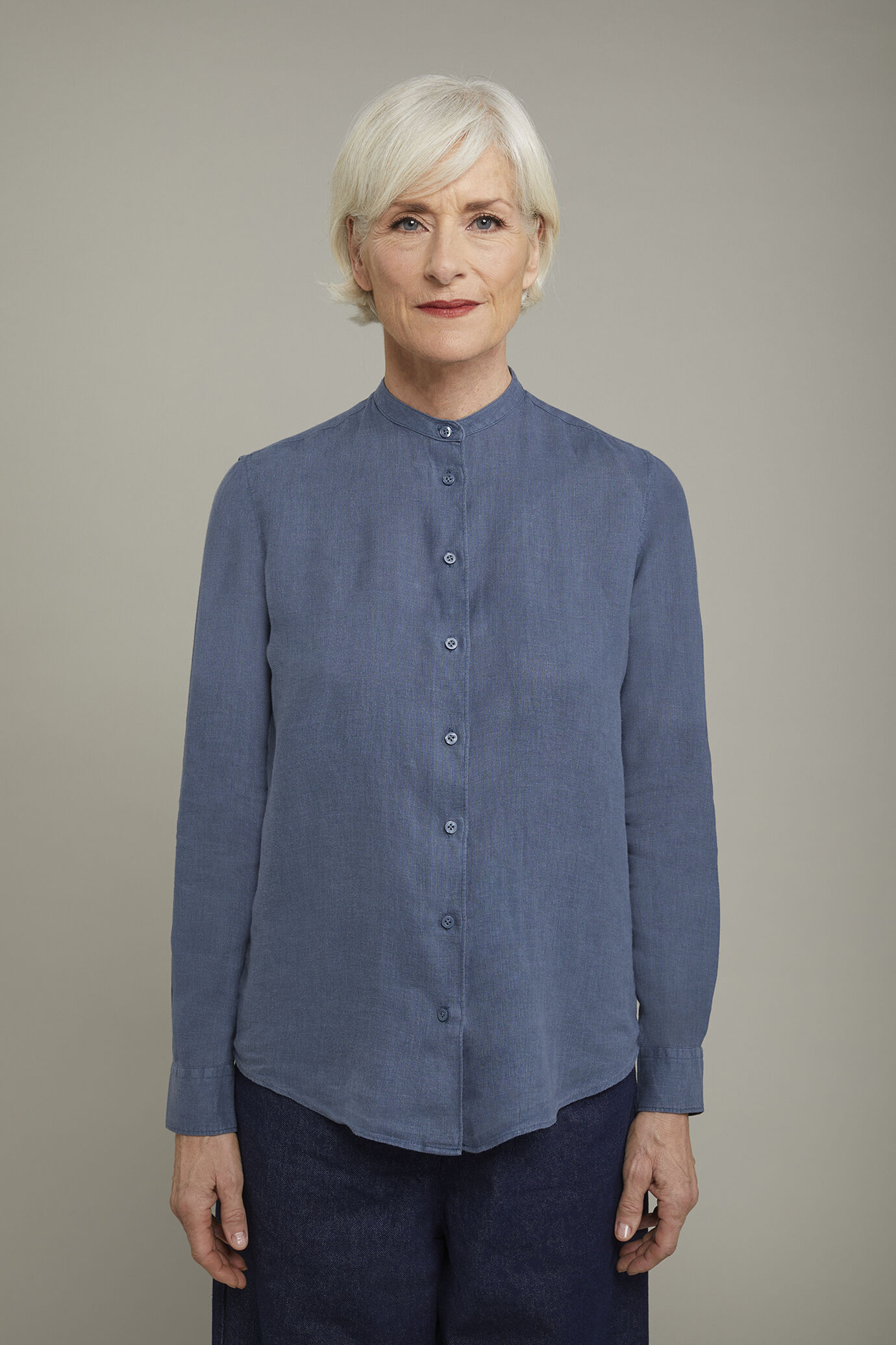 Camicia donna con collo coreano 100% lino image number 2