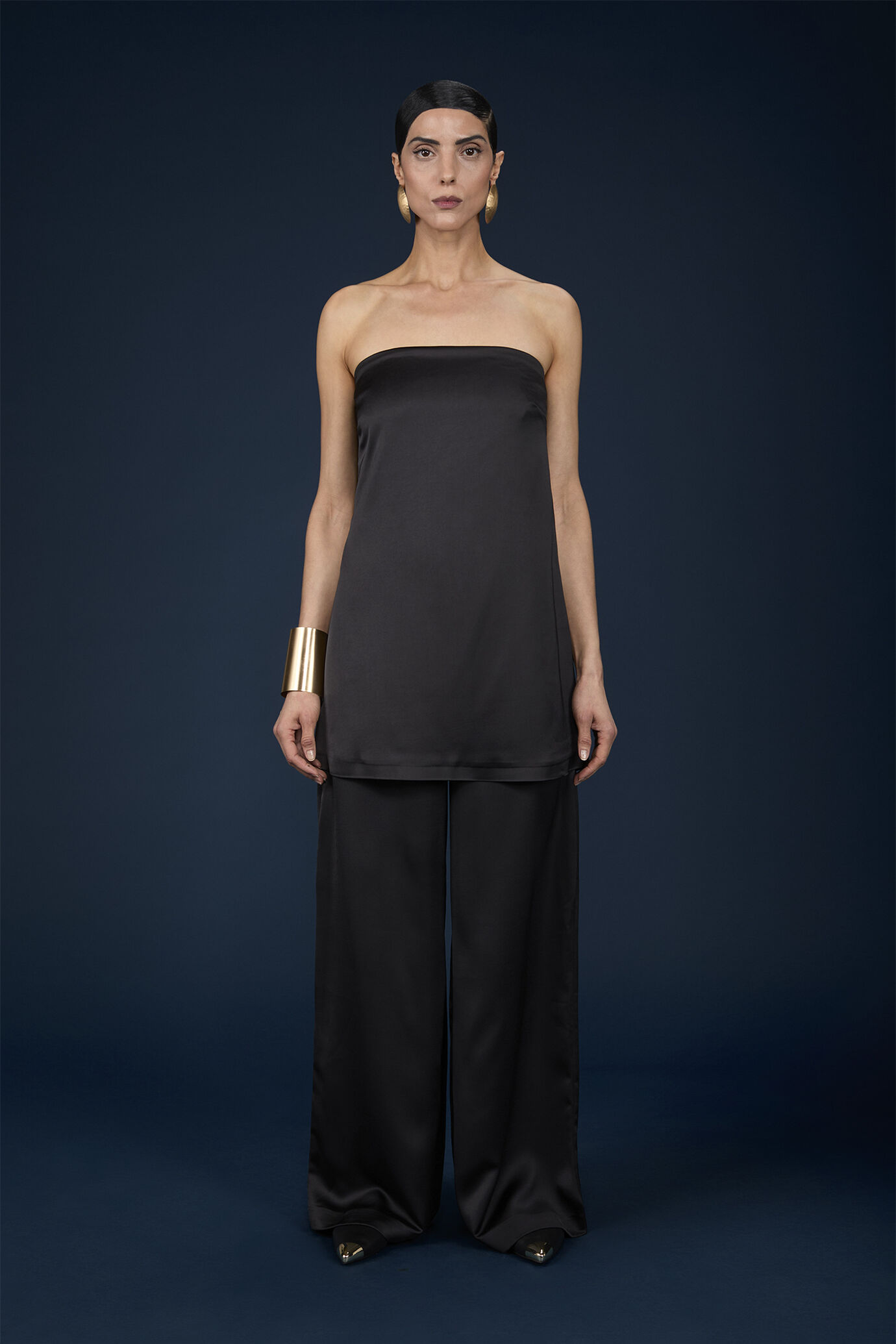 Top donna svasato senza spalline con elastico image number 0