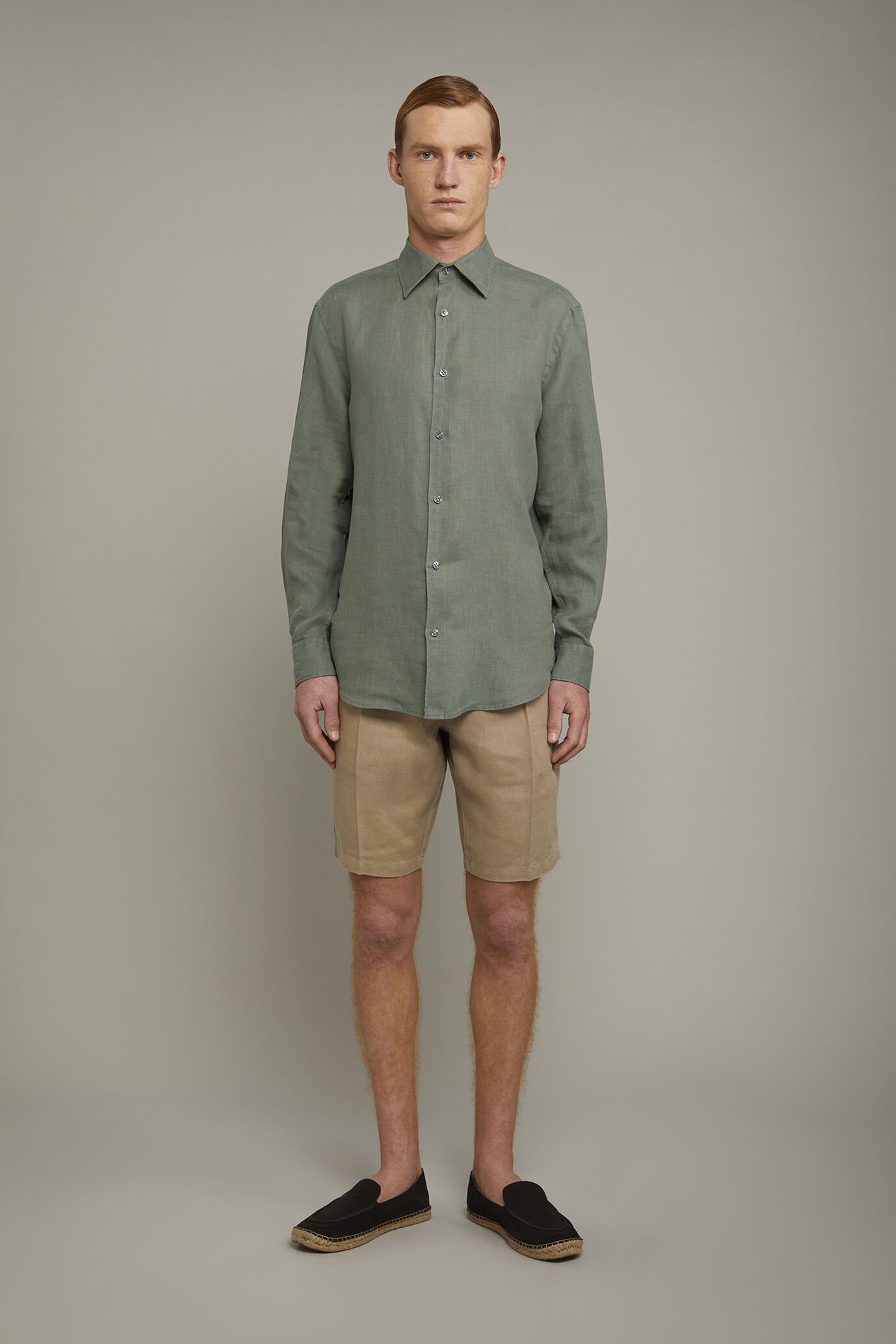 Bermuda uomo in puro lino image number 2