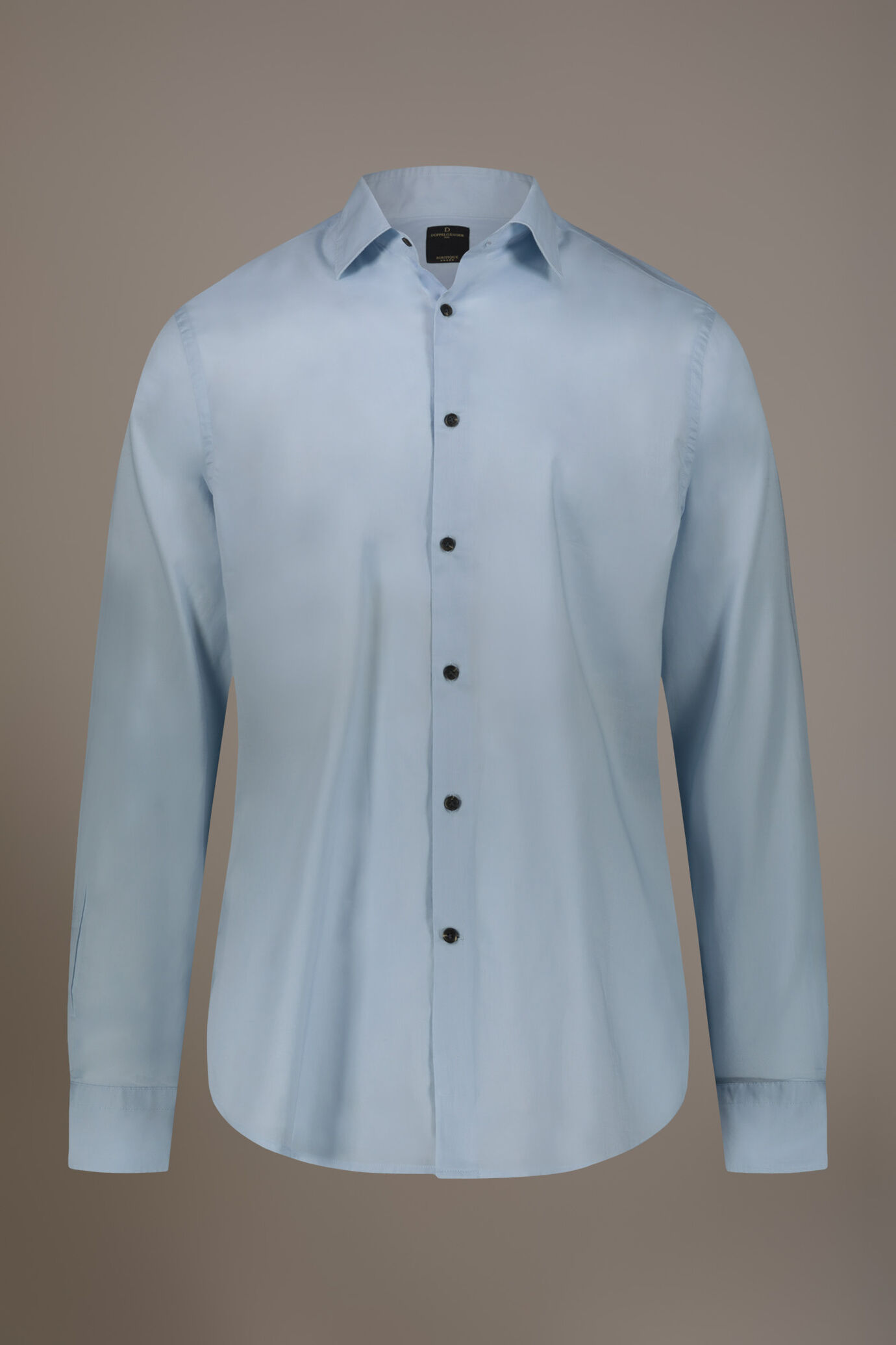 Chemise d&eacute;contract&eacute; col fran&ccedil;ais fit confortable en mousseline de coton image number 3