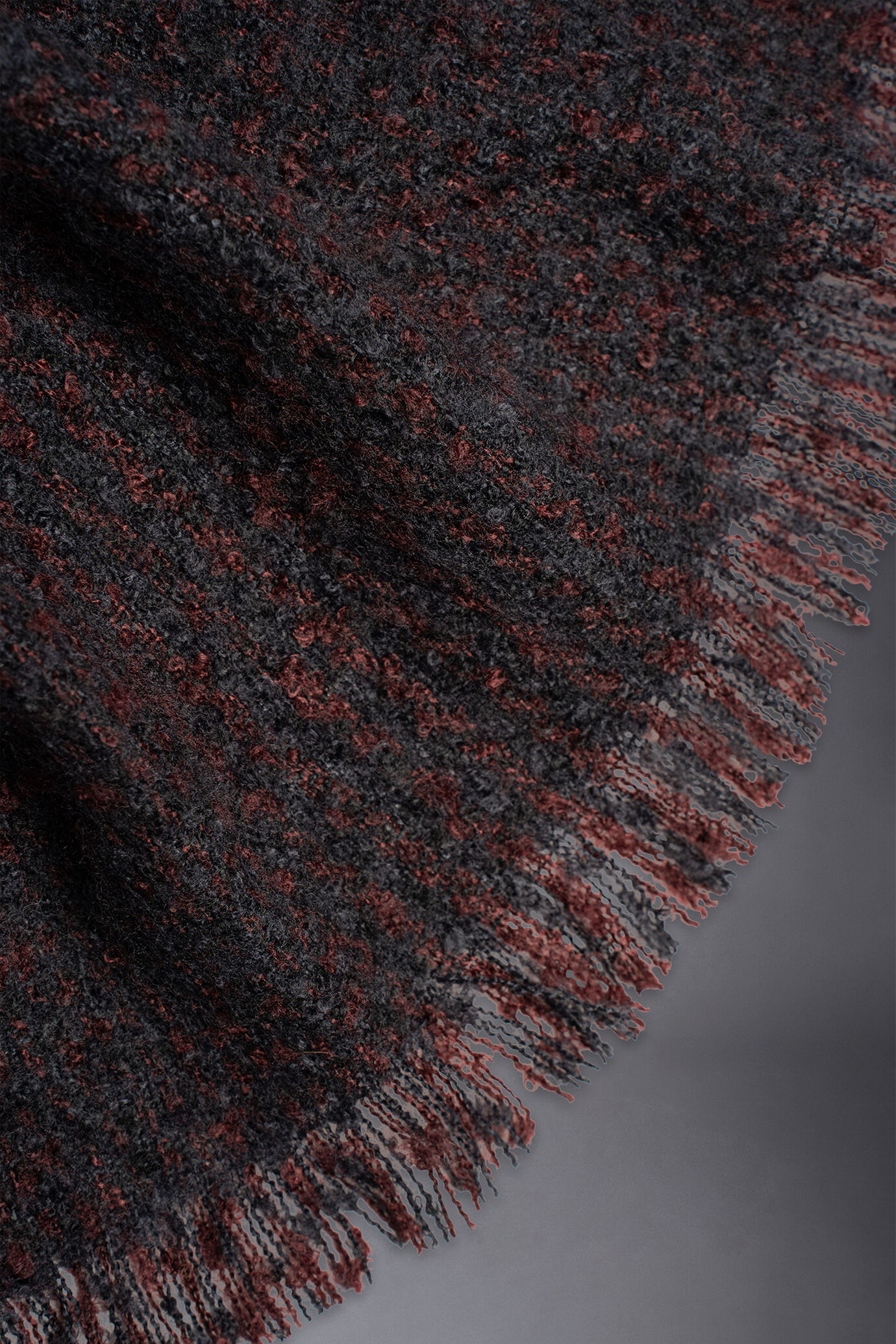 Sciarpa uomo tessuto boucl&egrave; fantasia pied de poule image number 1