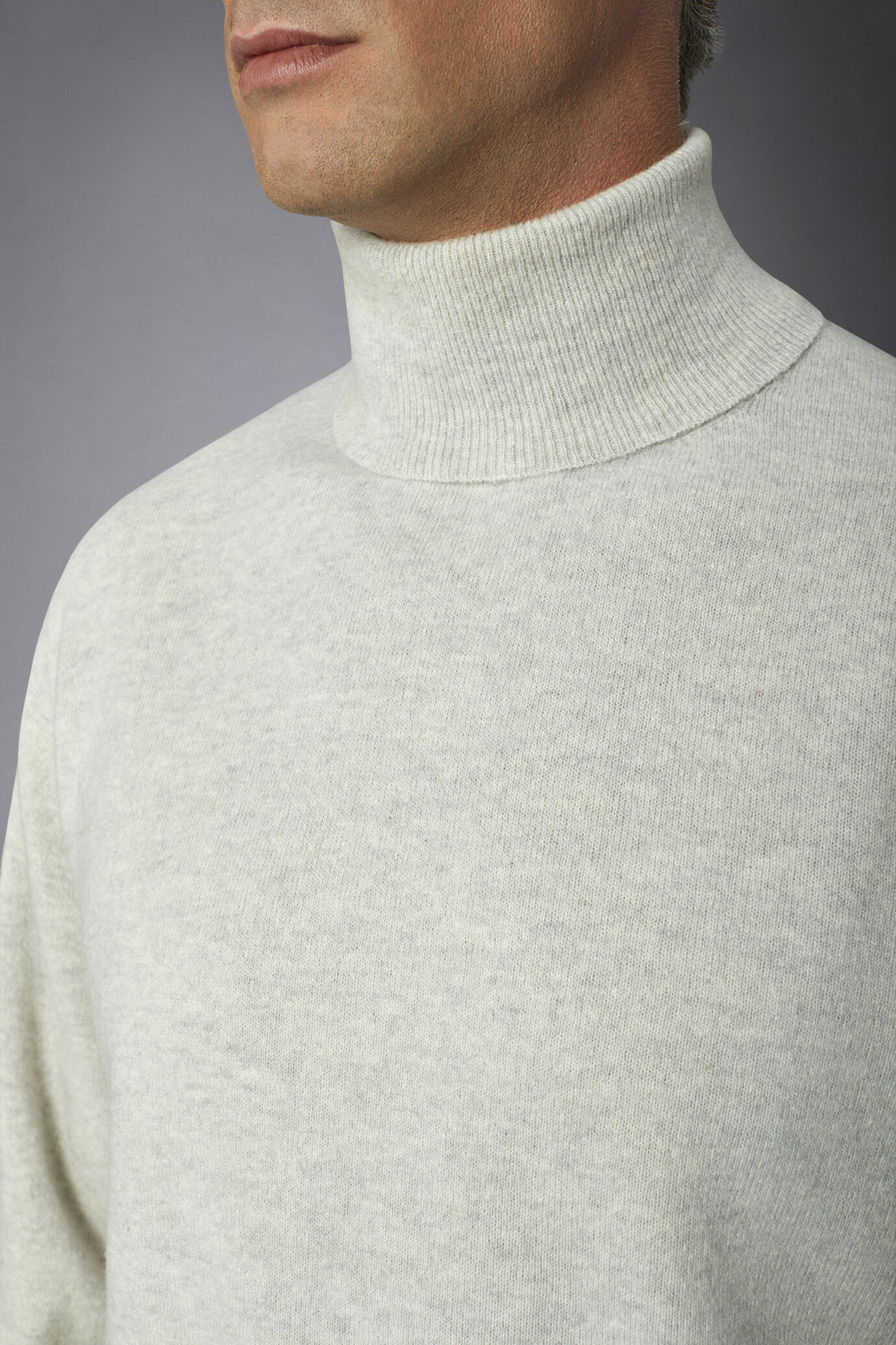 Maglia uomo collo alto in misto lana lambswool regular fit image number 3