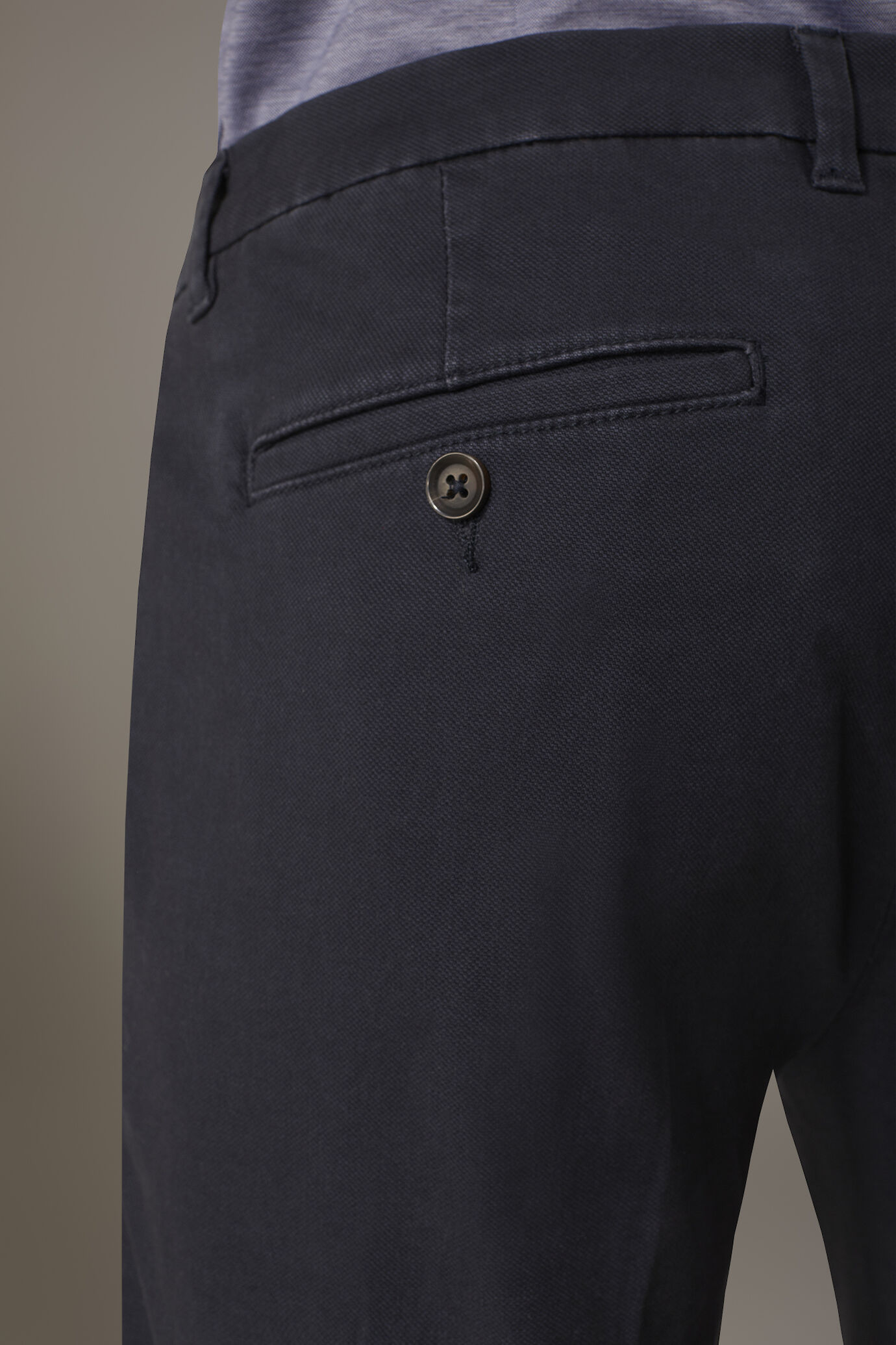 Regular fit chino trousers dobby construction image number 3