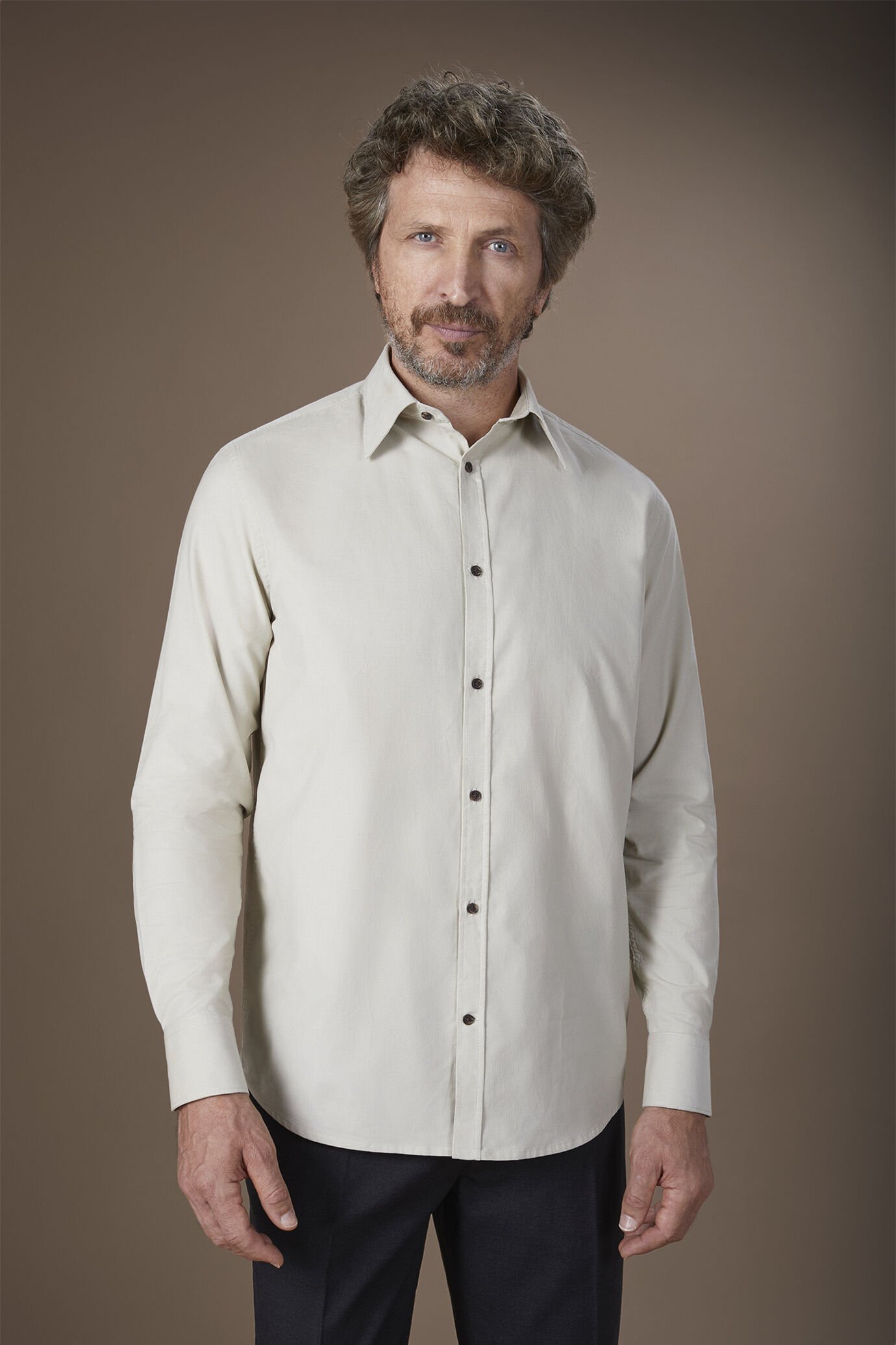 Camicia uomo casual 100% cotone tessuto velluto 1000 righe tinta unita image number 0