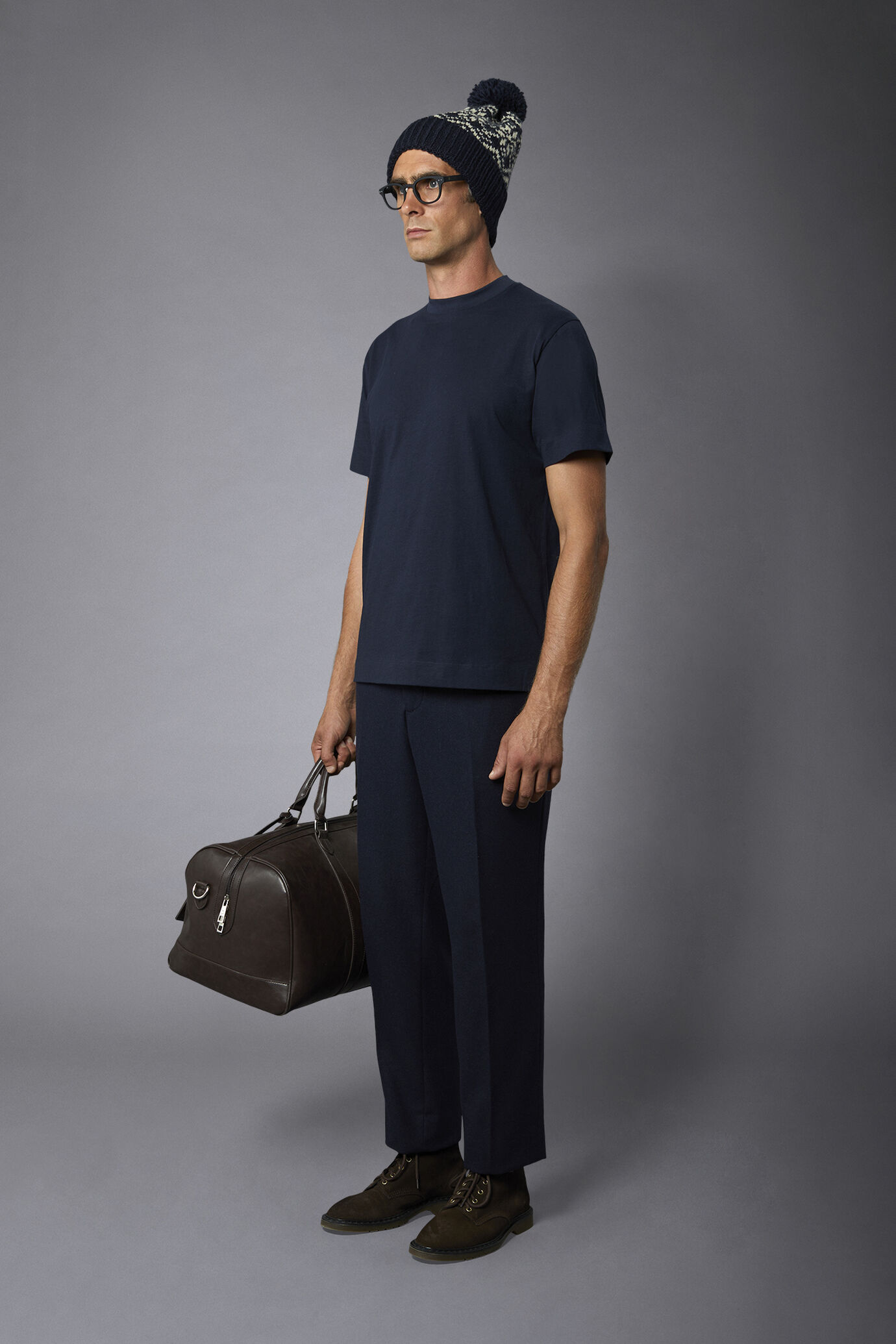 T-shirt uomo girocollo in puro cotone maniche corte e collo alto image number 1