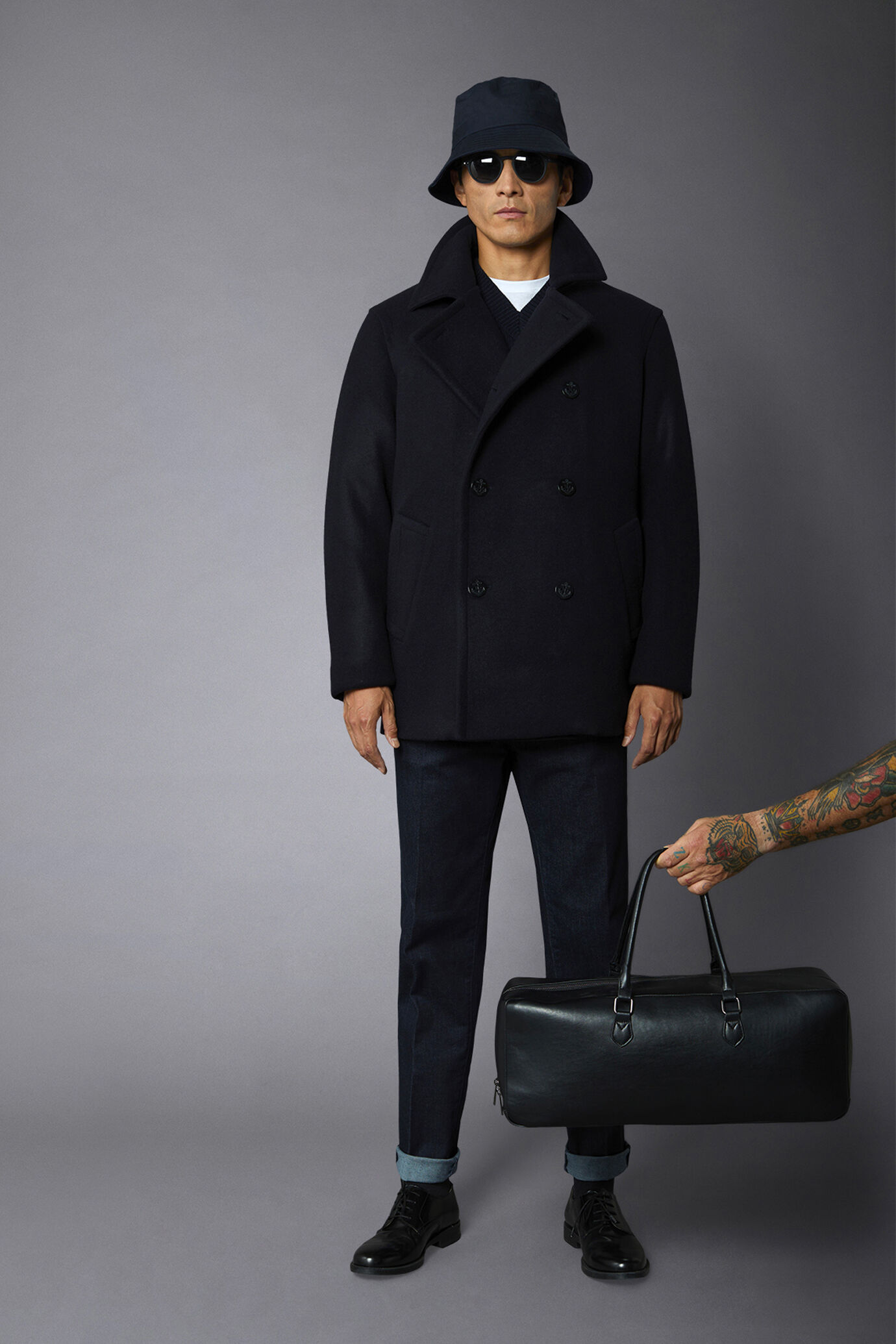 Men's wool-blend padded peacoat with regular fit side pockets