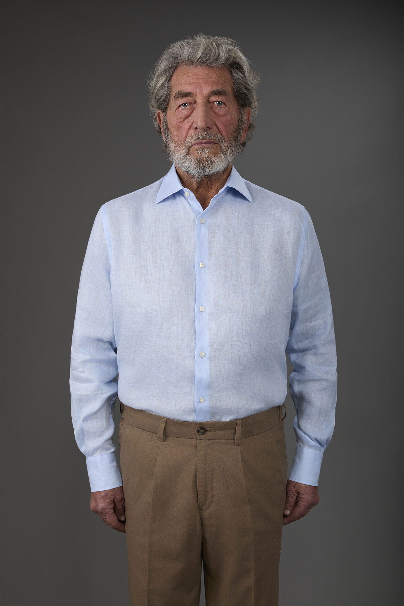 Men's casual shirt with classic collar, 100% linen