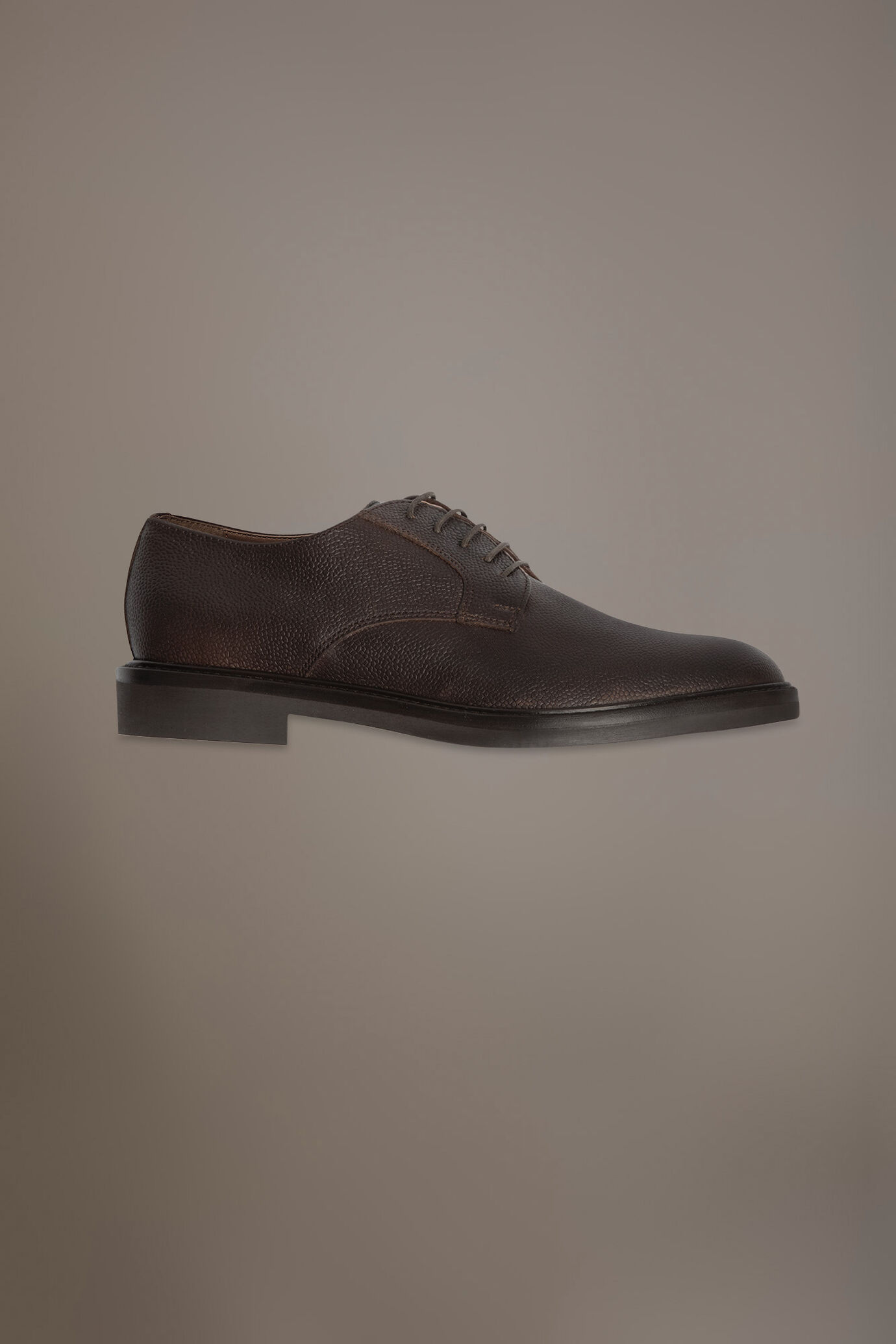 Scarpa derby uomo in 100% pelle tamburata image number 1