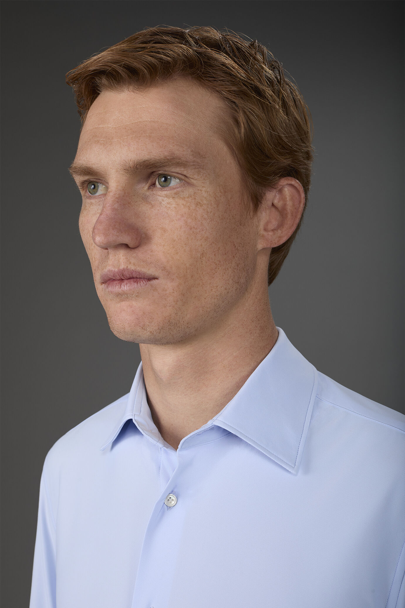 Camicia uomo stretch collo classico tessuto in nylon elasticizzato costruzione twill no-stiro image number 1