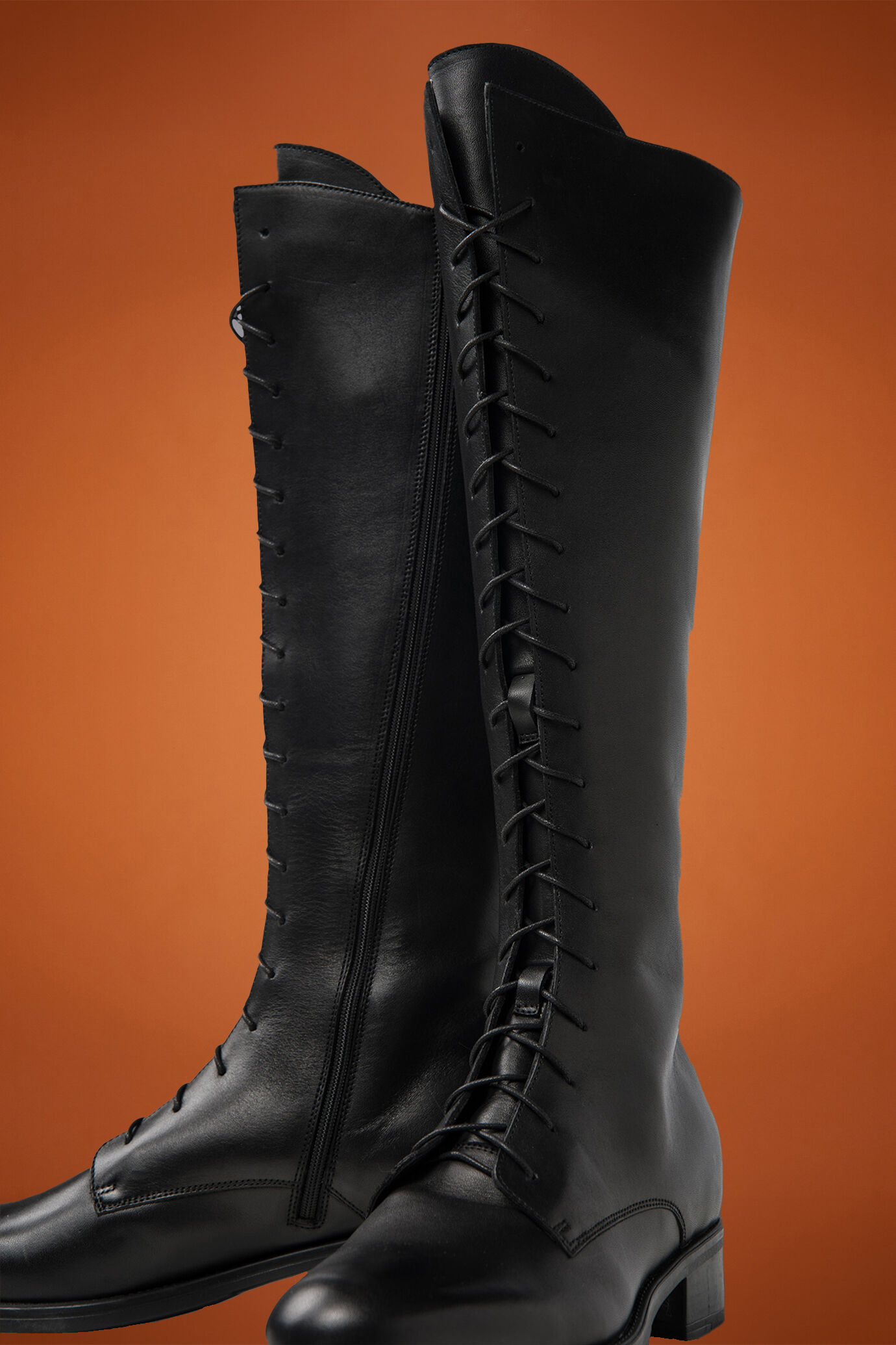 Stivale donna 100% pelle con suola in gomma image number 3