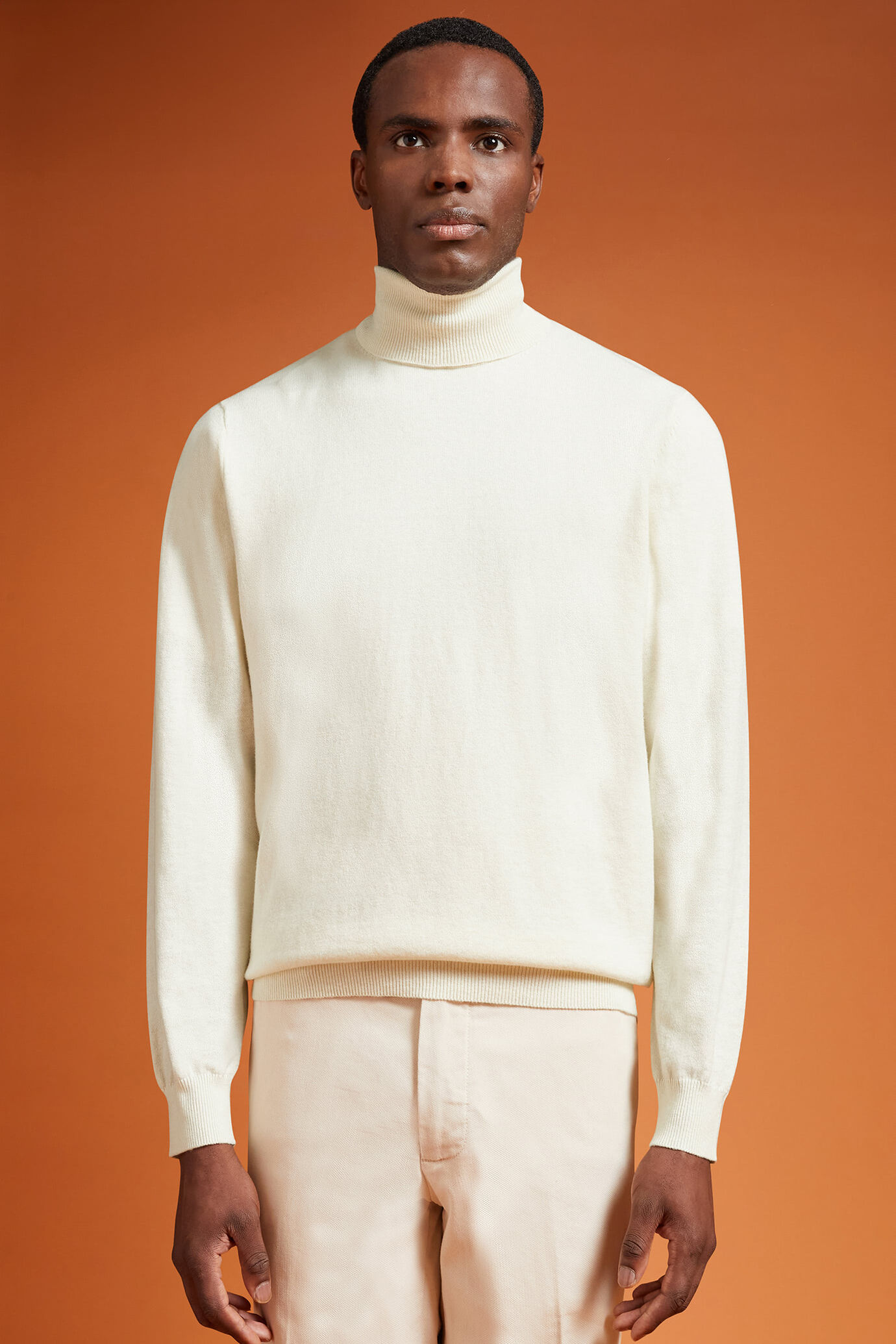 Pull homme à col montant, en laine et coton, coupe classique image number 0