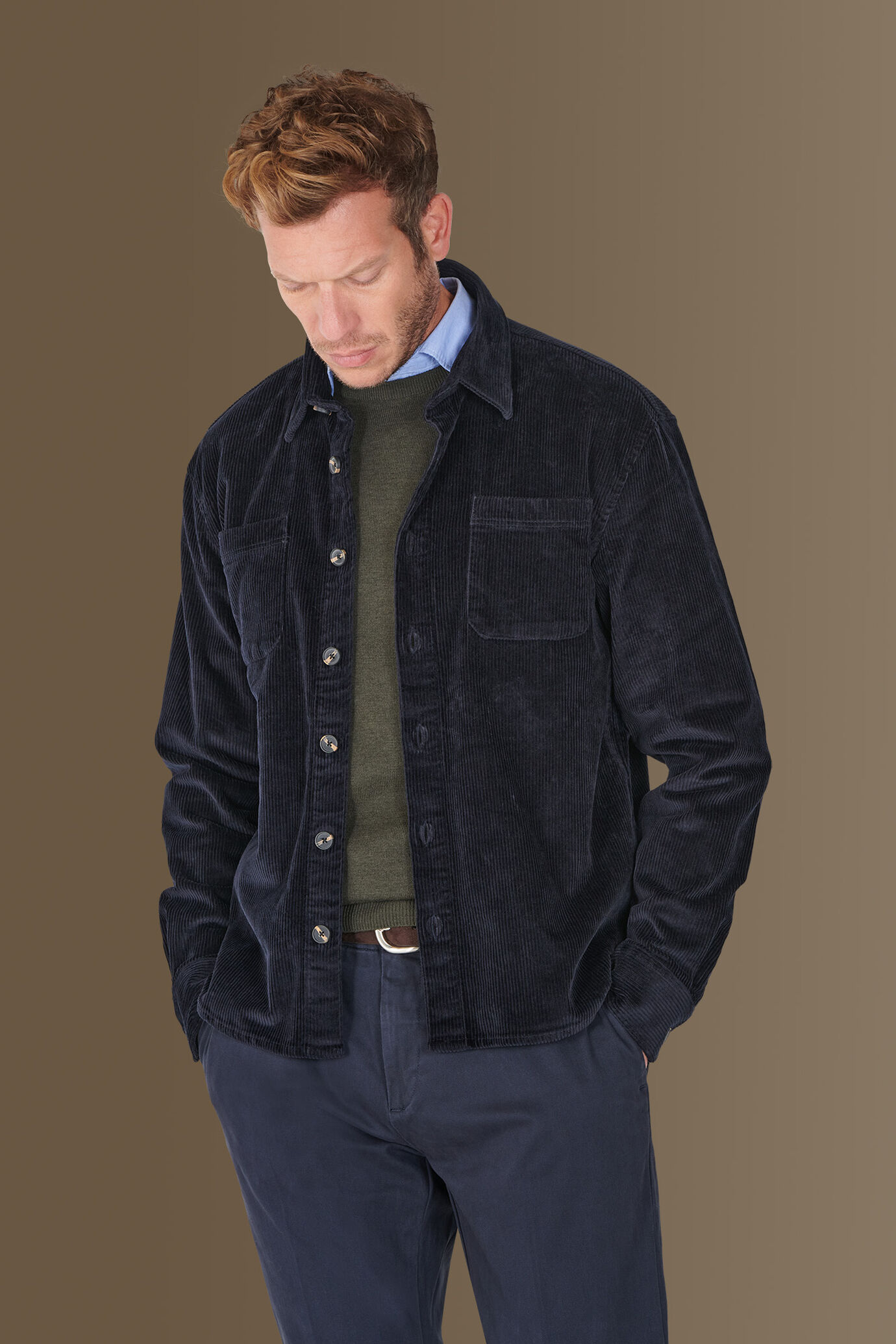 Overshirt uomo tessuto velluto a coste tinta unita image number 1