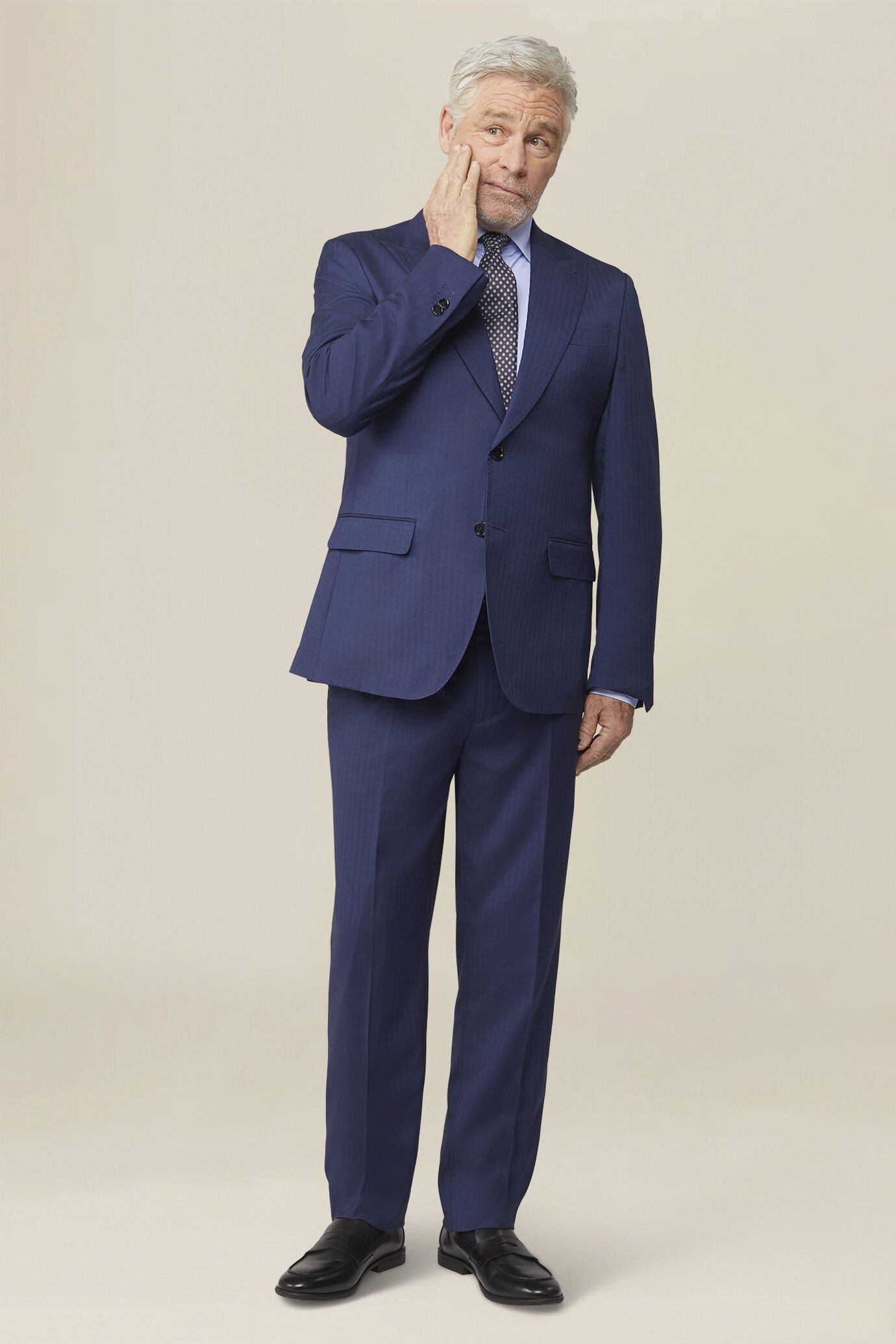 Men's single-breasted suit in iridescent herringbone fabric with a "sun effect", regular fit image number 1