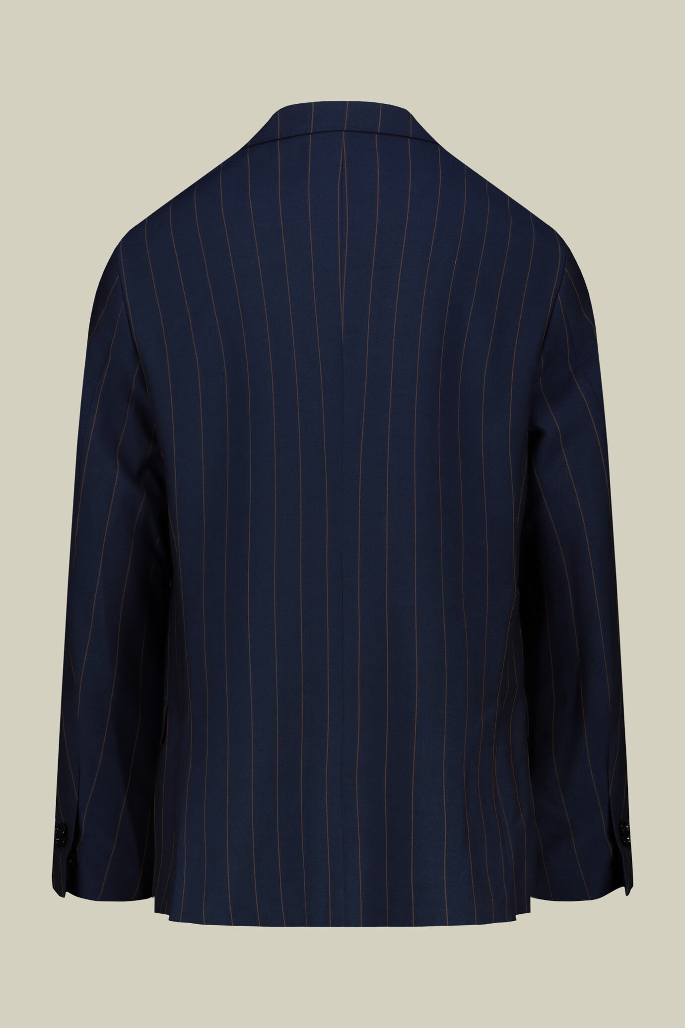 Abito uomo tessuto gessato con pantaloni doppia pince e giacca con collo a lancia image number 5