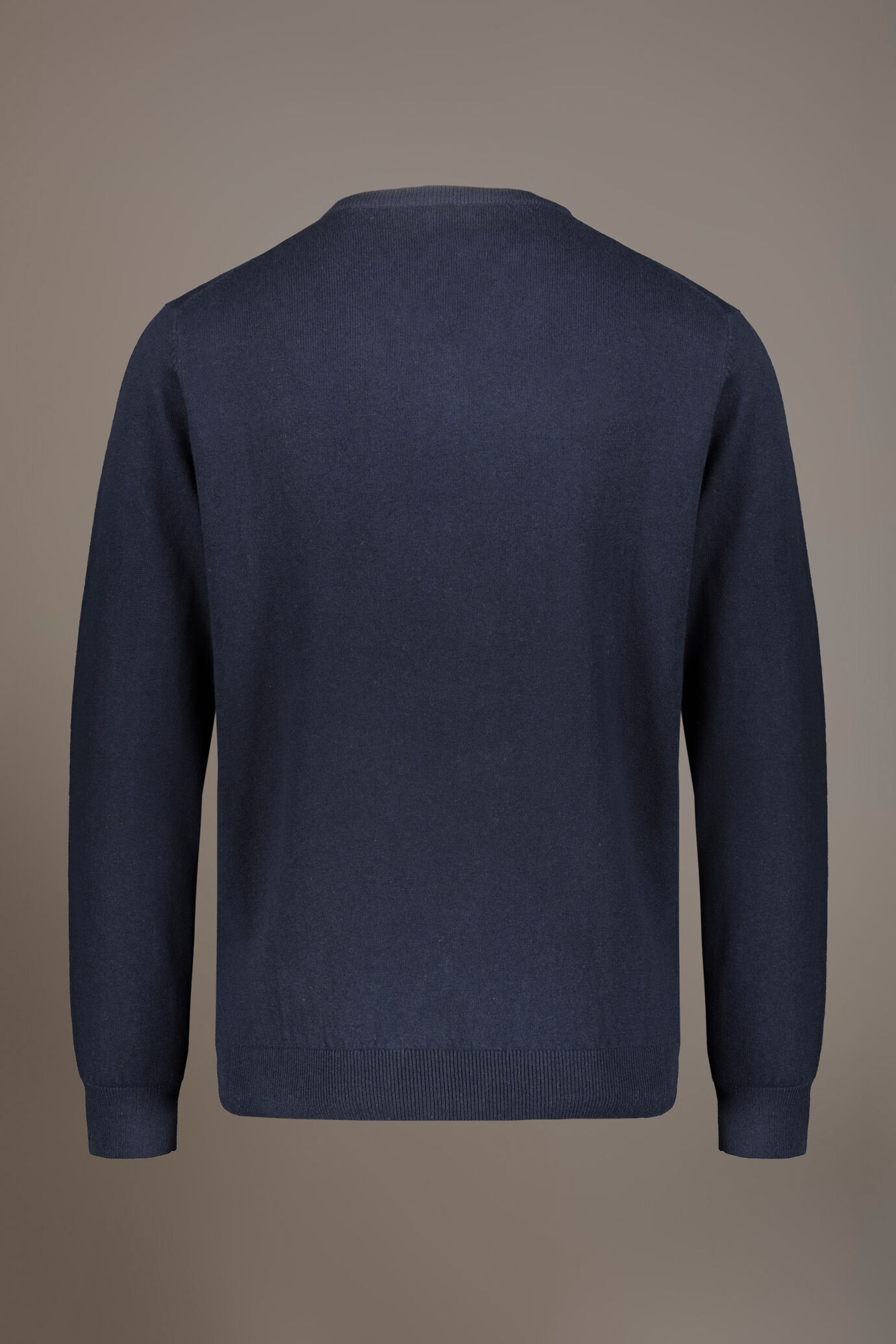 Maglia scollo a V misto lana image number 5