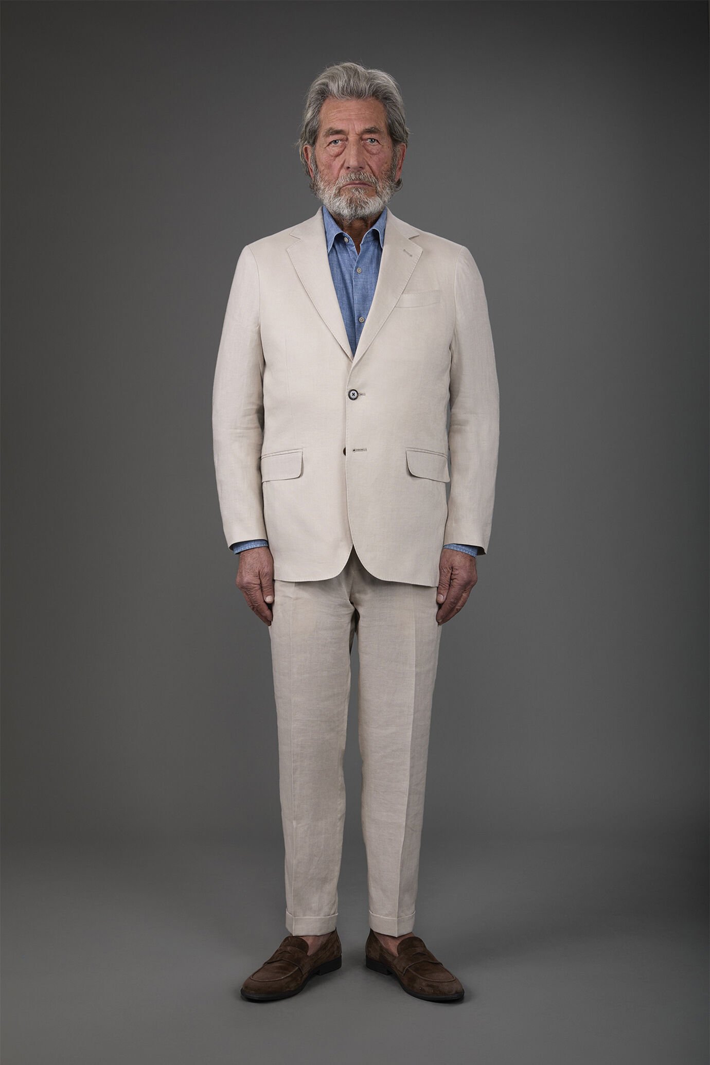 Single-breasted men's suit with flat front trousers, in 100% linen with a washed effect image number 1